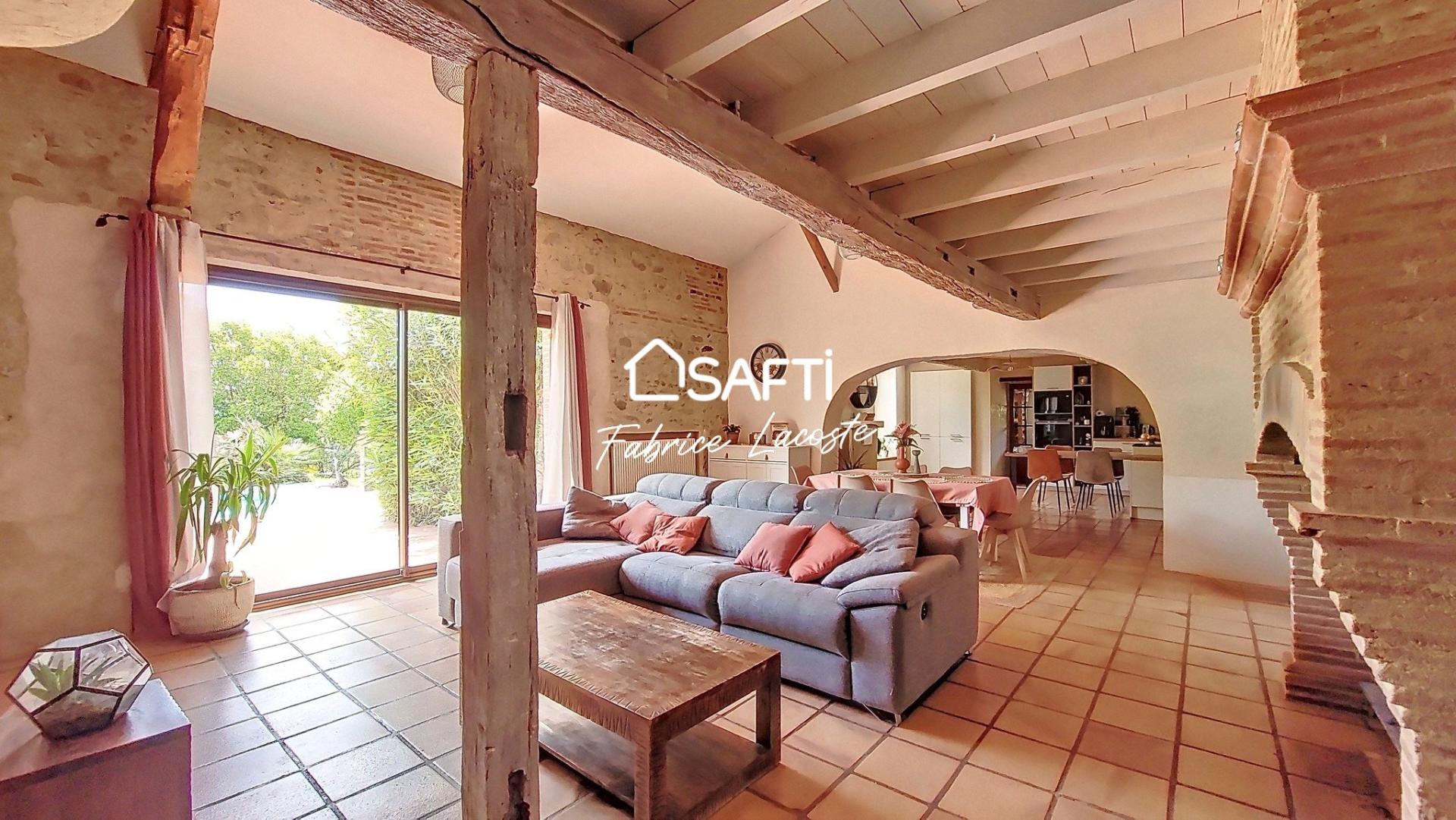 Photo 3 of the listing.