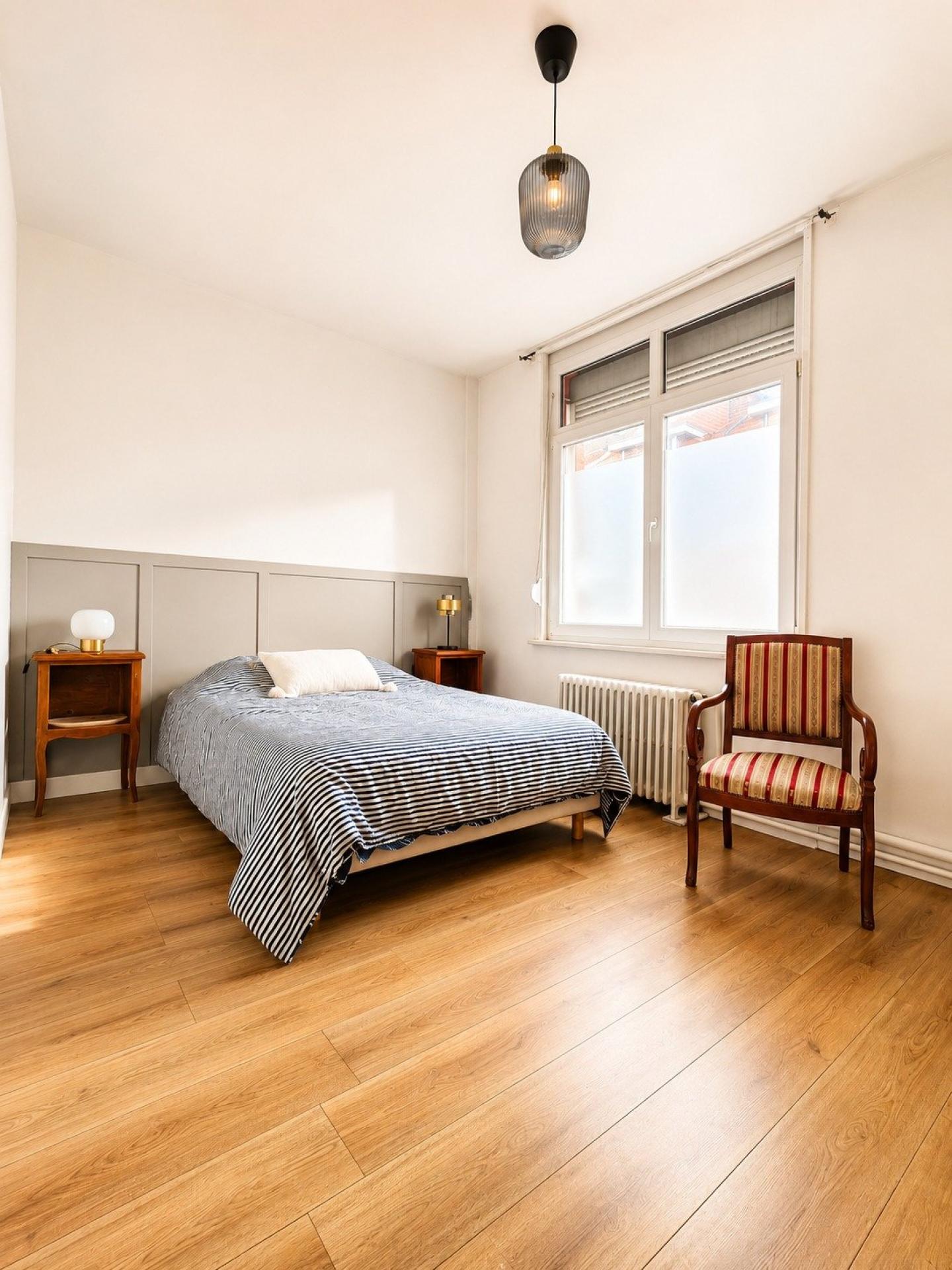 Photo 9 of the listing.