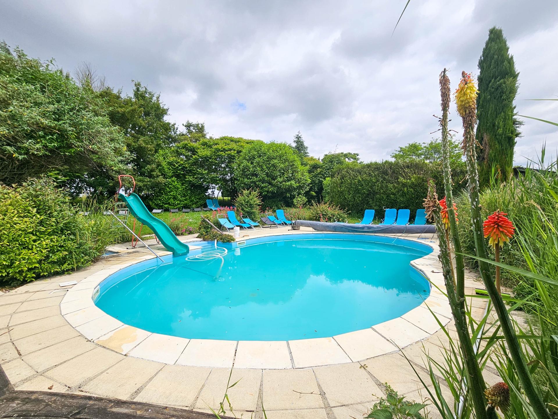 Photo 13 of the listing.