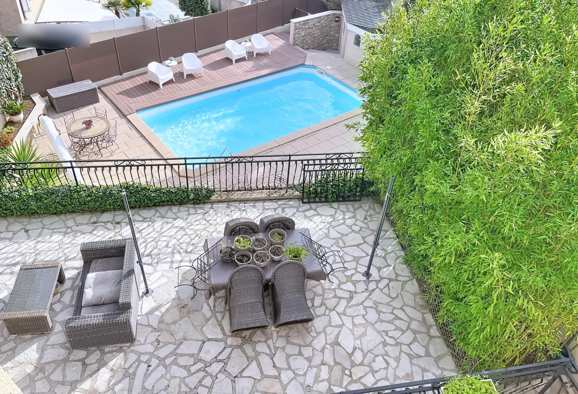 Photo 28 de l'annonce.