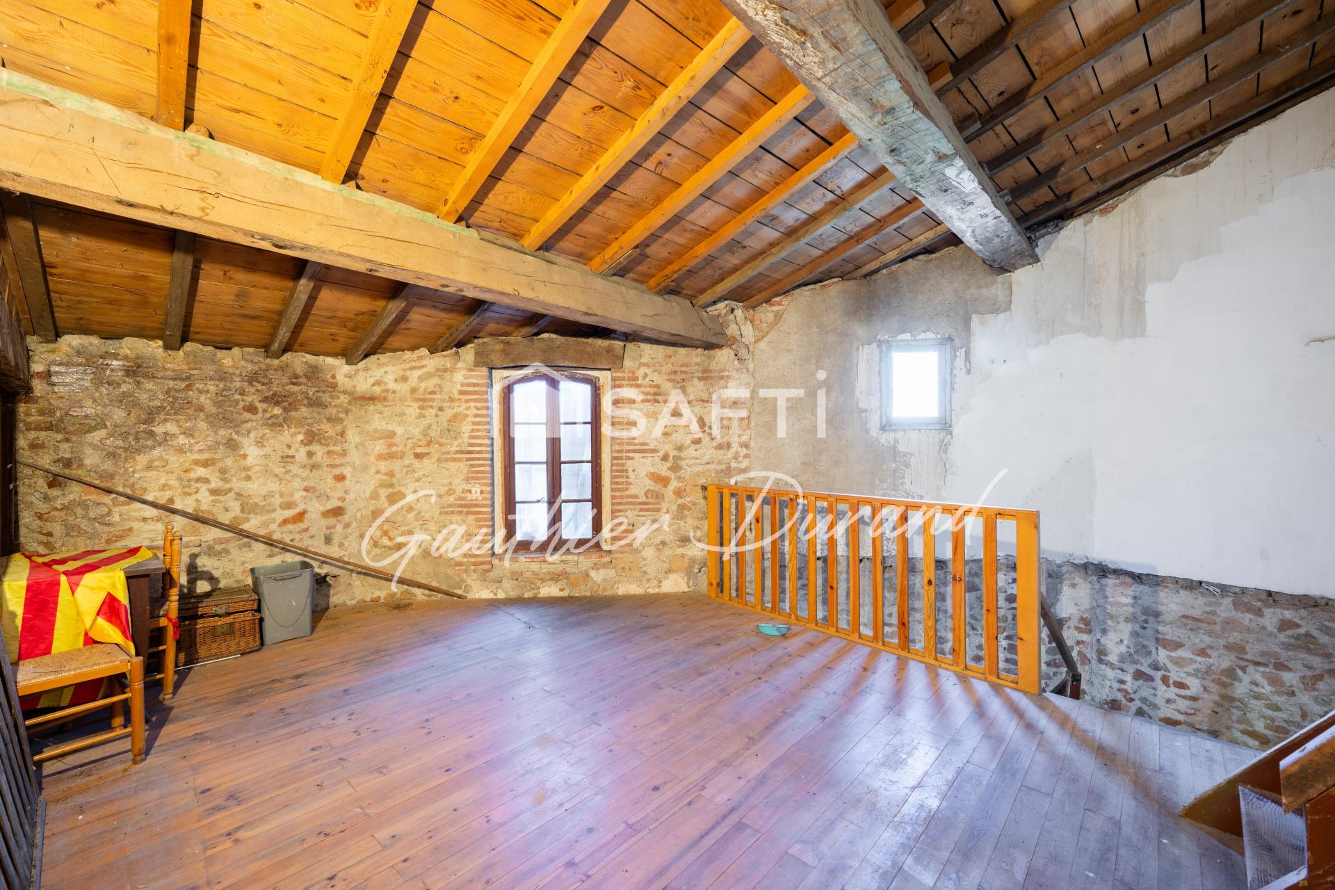 Photo 16 of the listing.