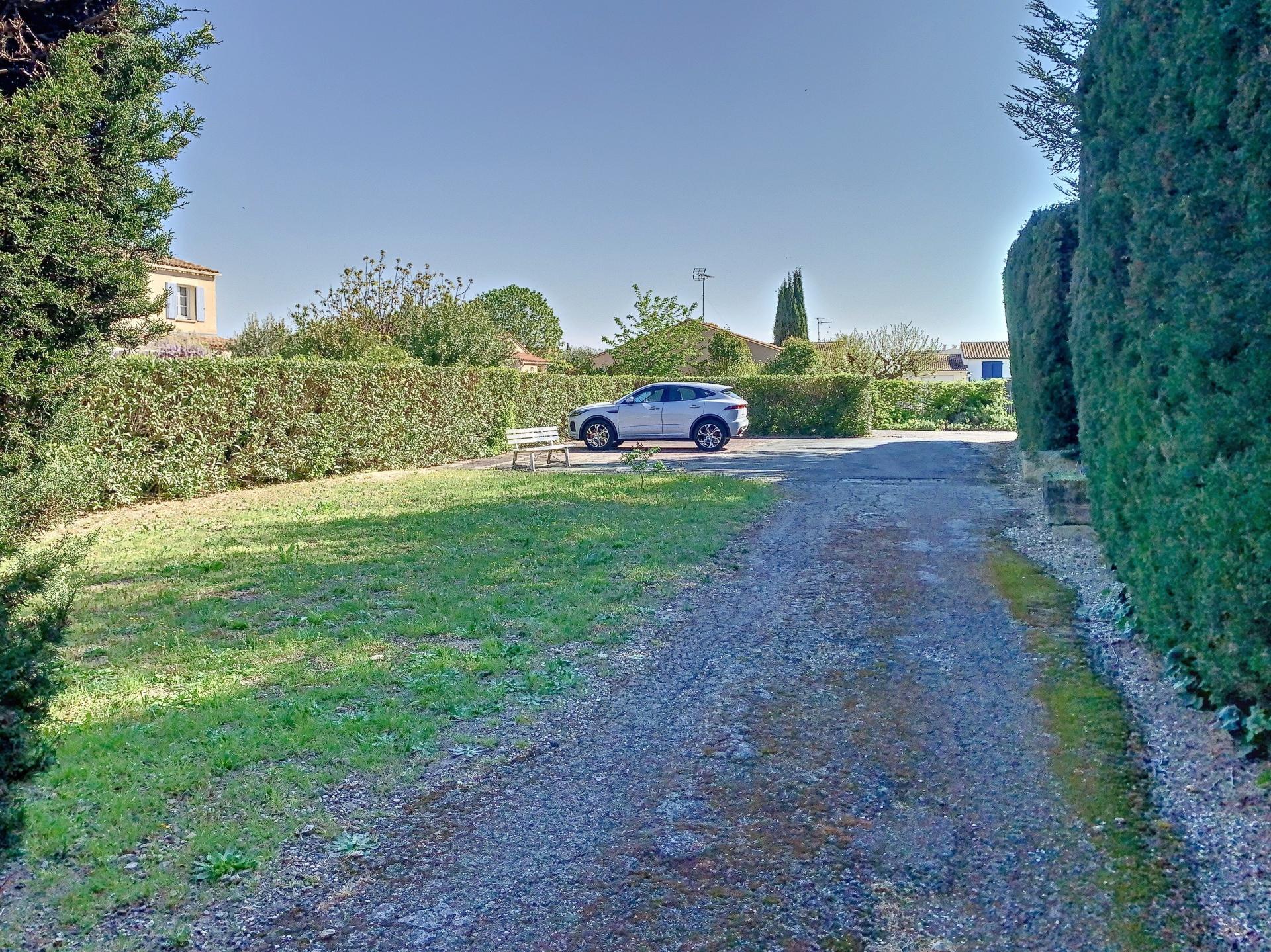 Photo 9 of the listing.