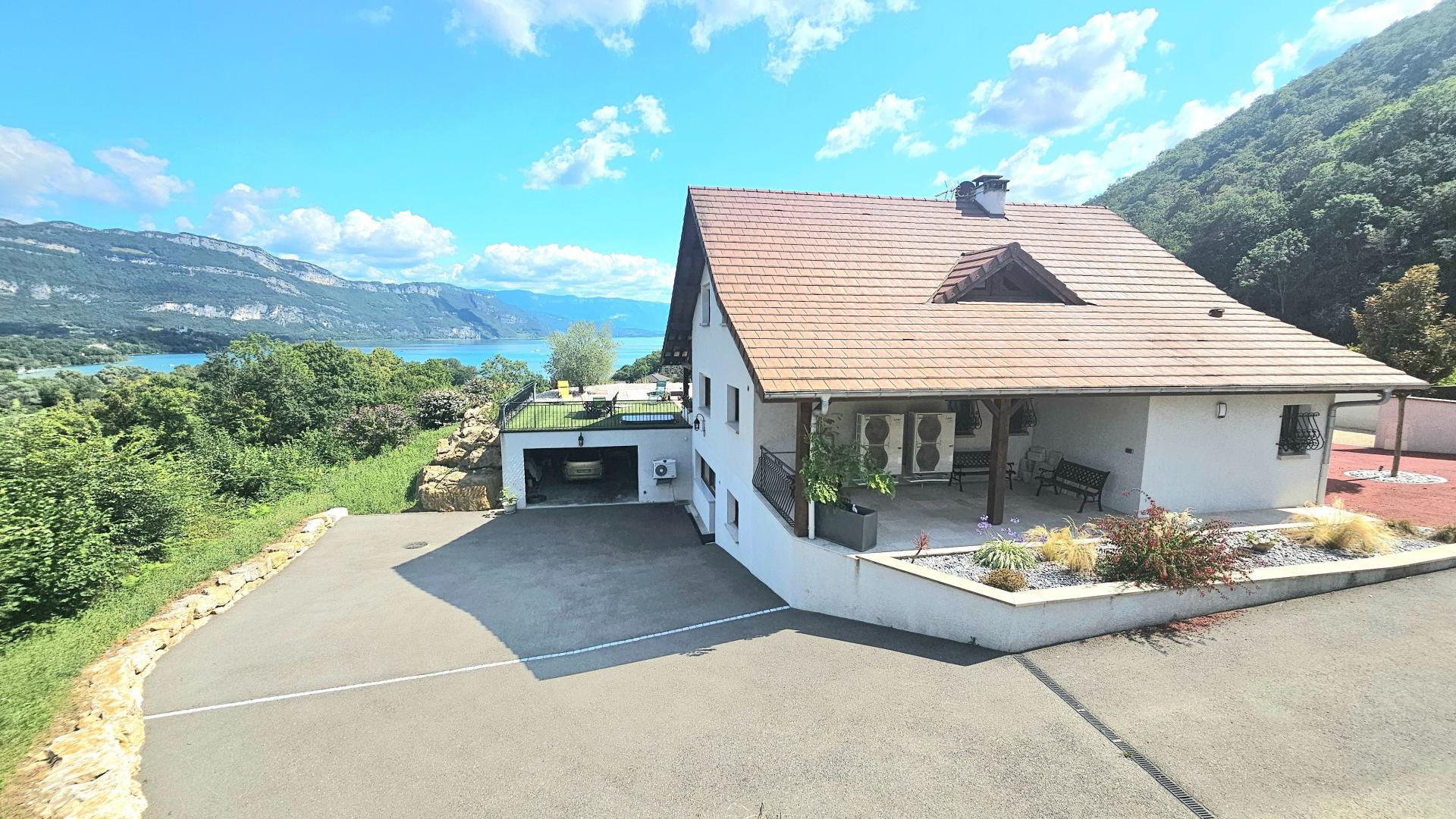 Photo 26 of the listing.