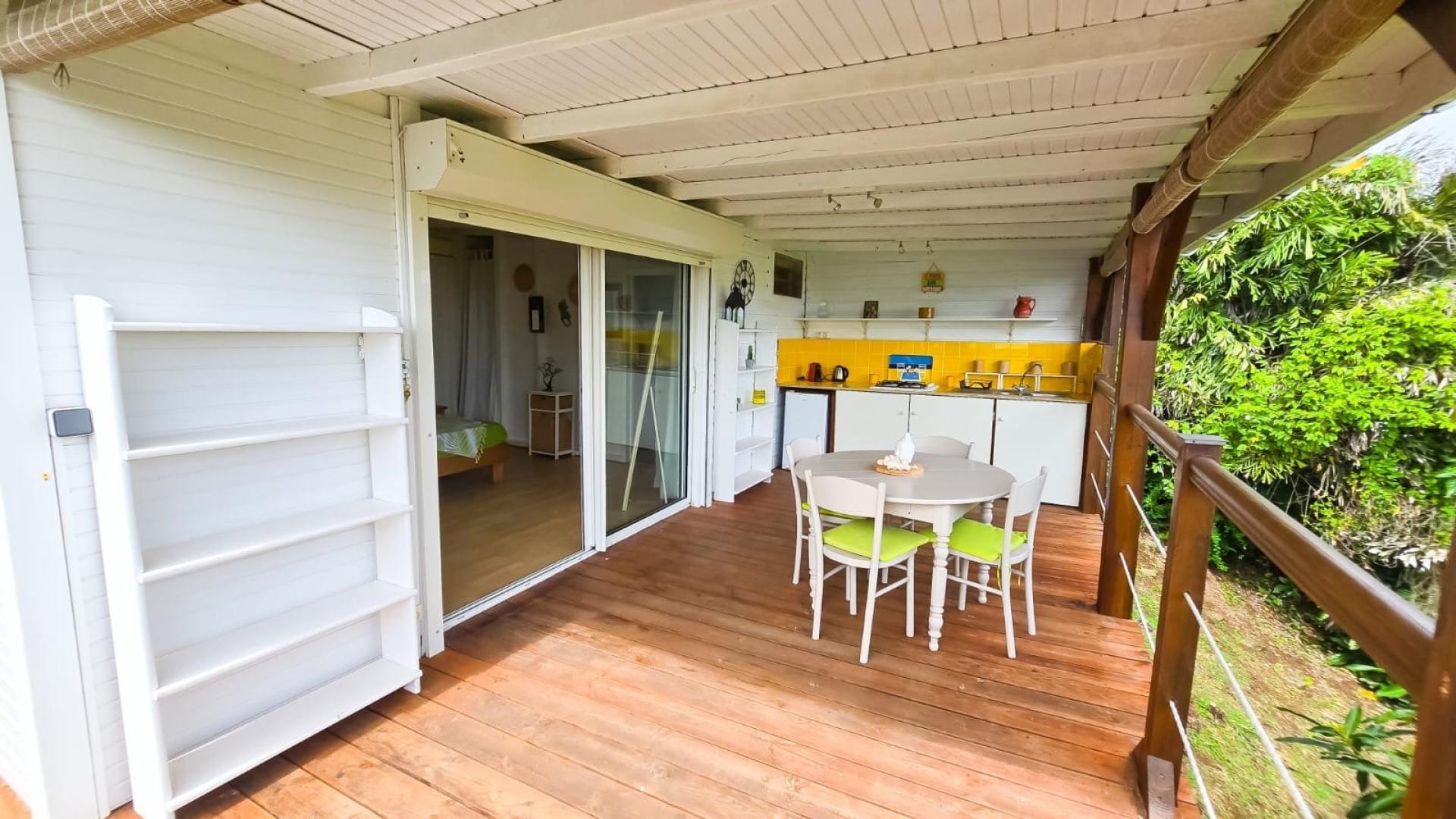 Photo 12 of the listing.