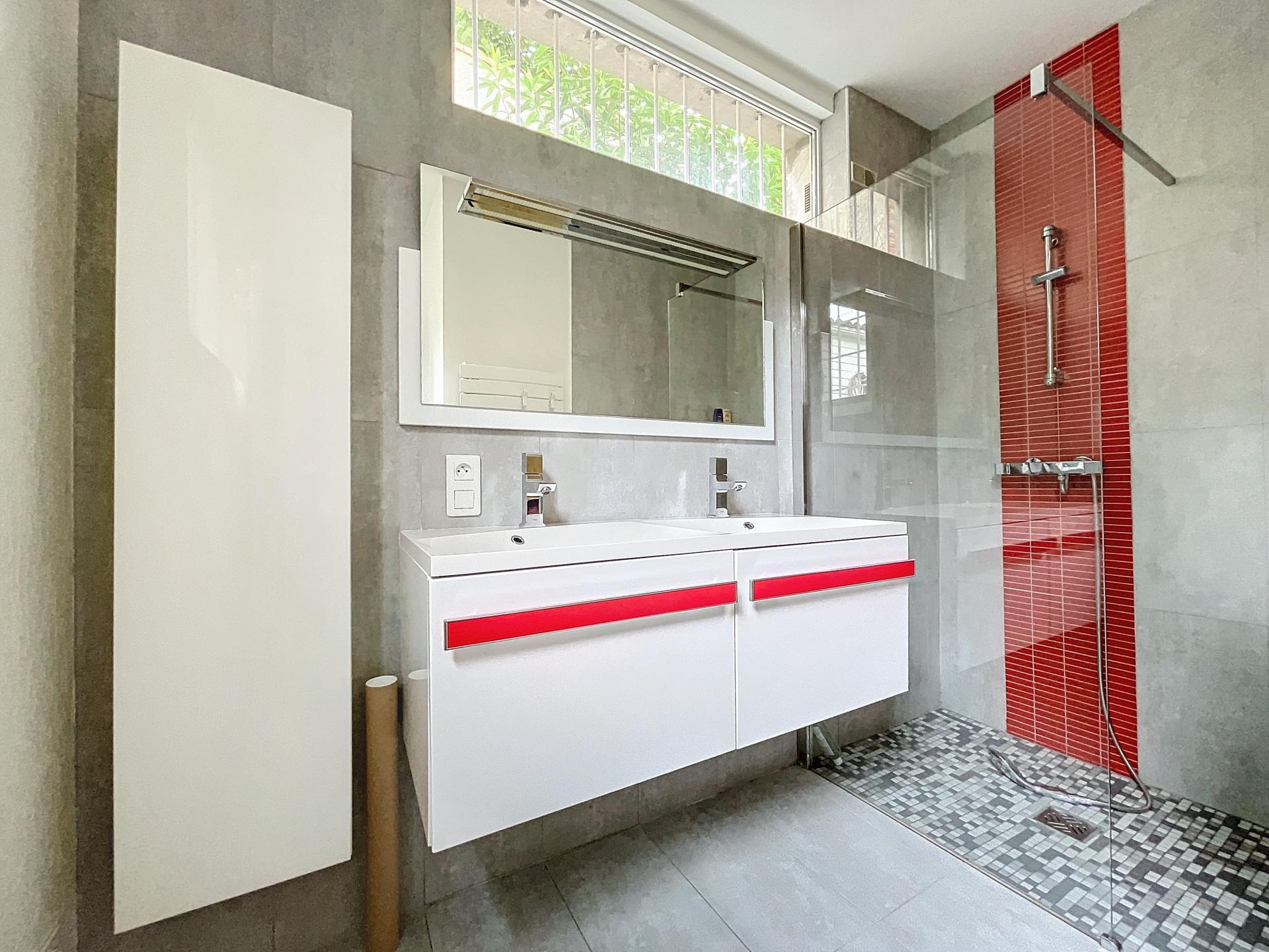 Photo 12 de l'annonce.