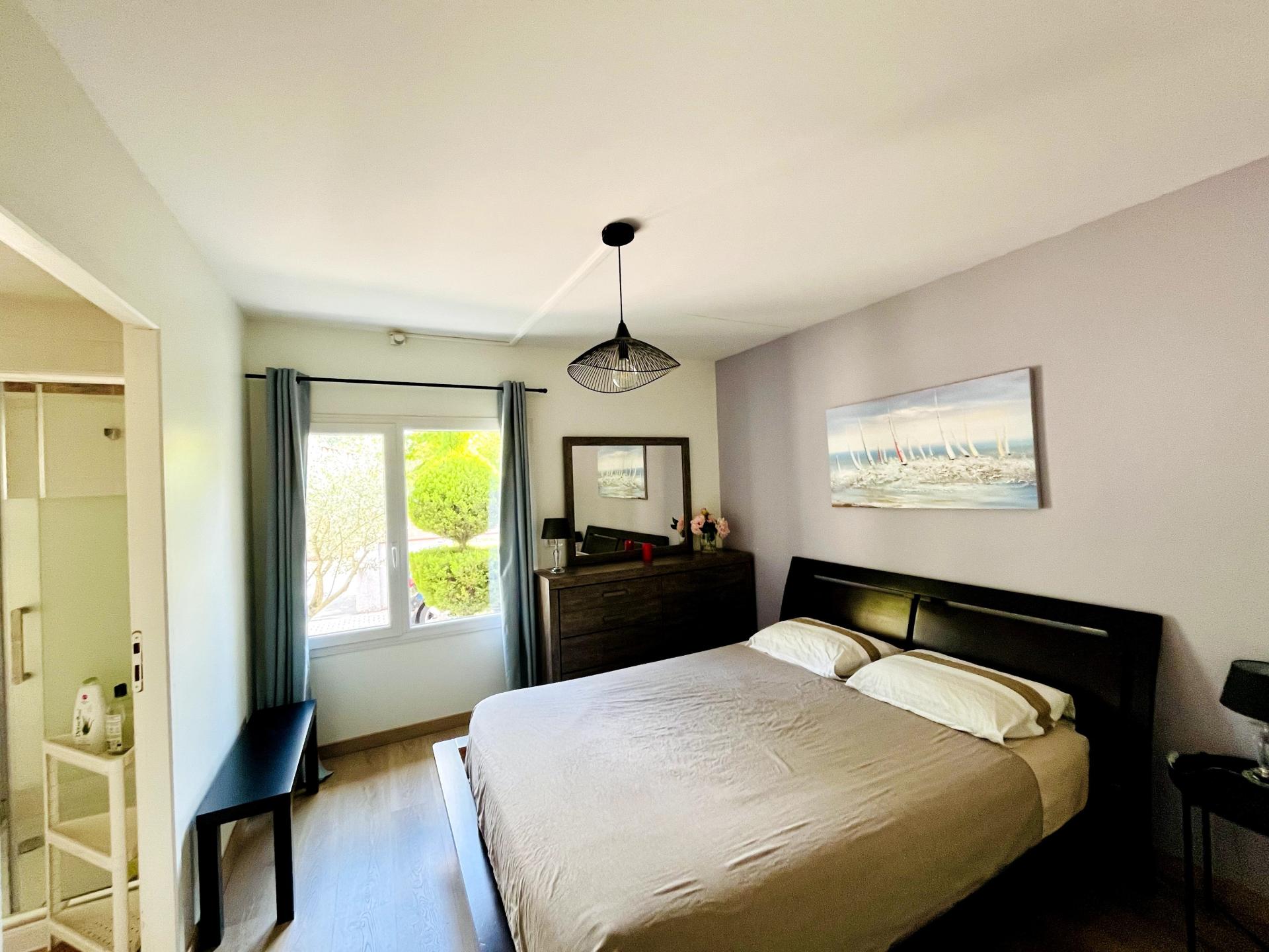 Photo 20 of the listing.