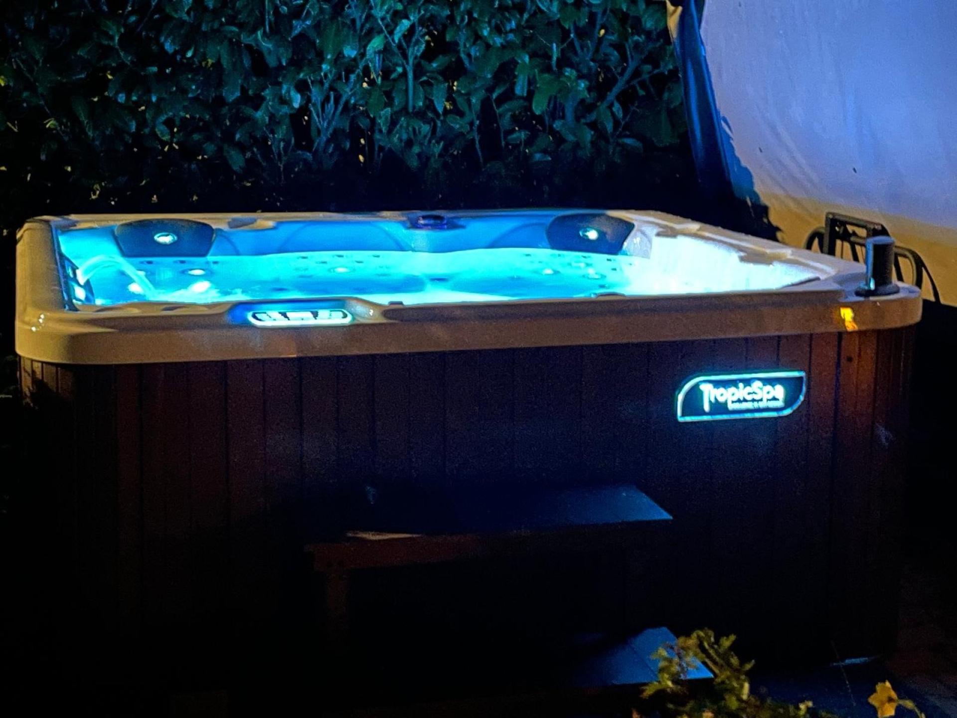 Photo 11 of the listing.