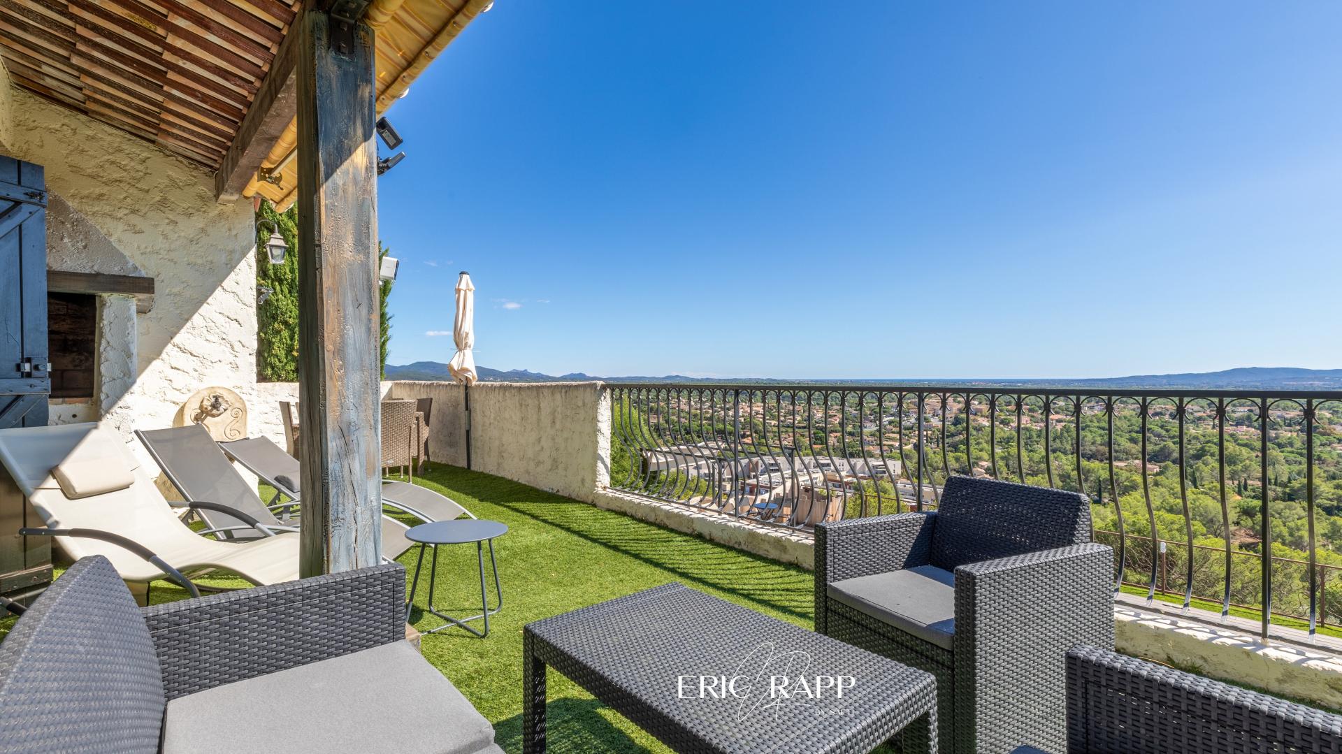 Photo 12 of the listing.