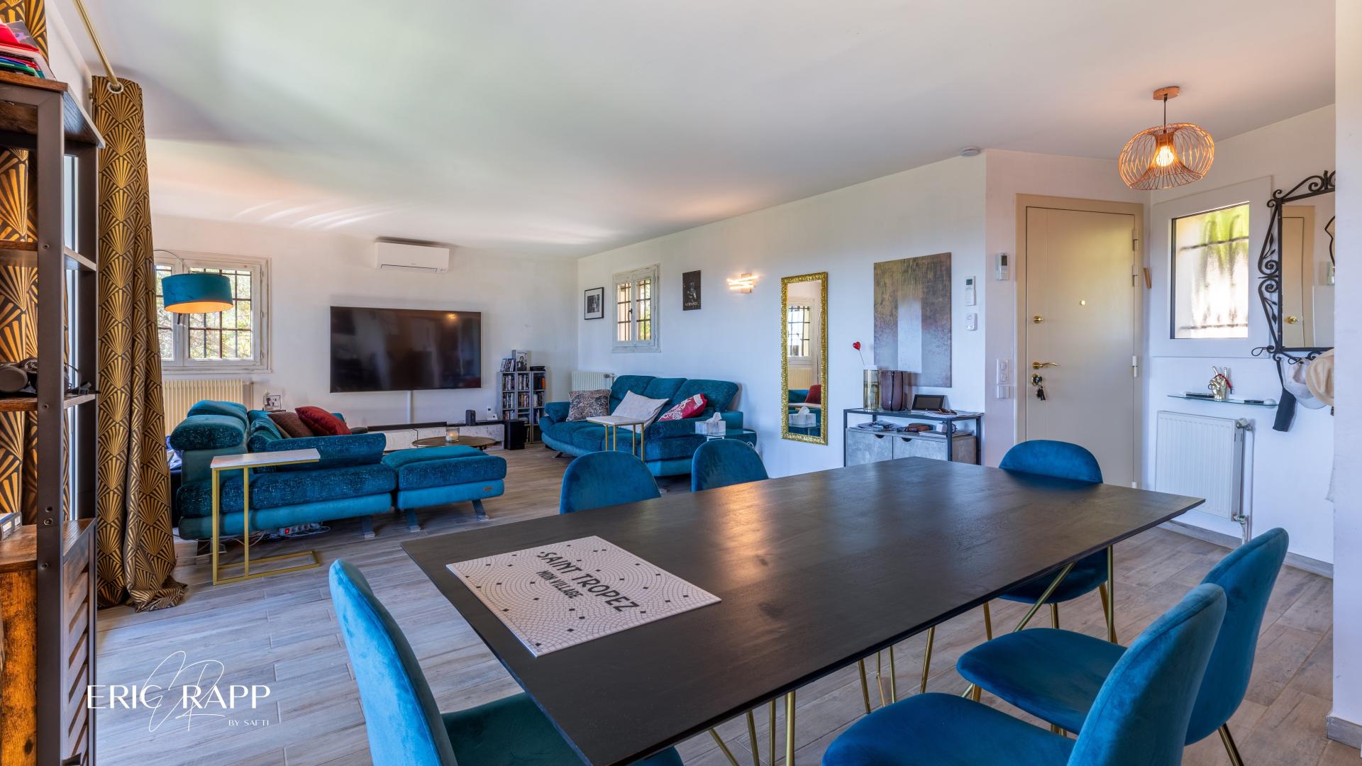 Photo 6 of the listing.