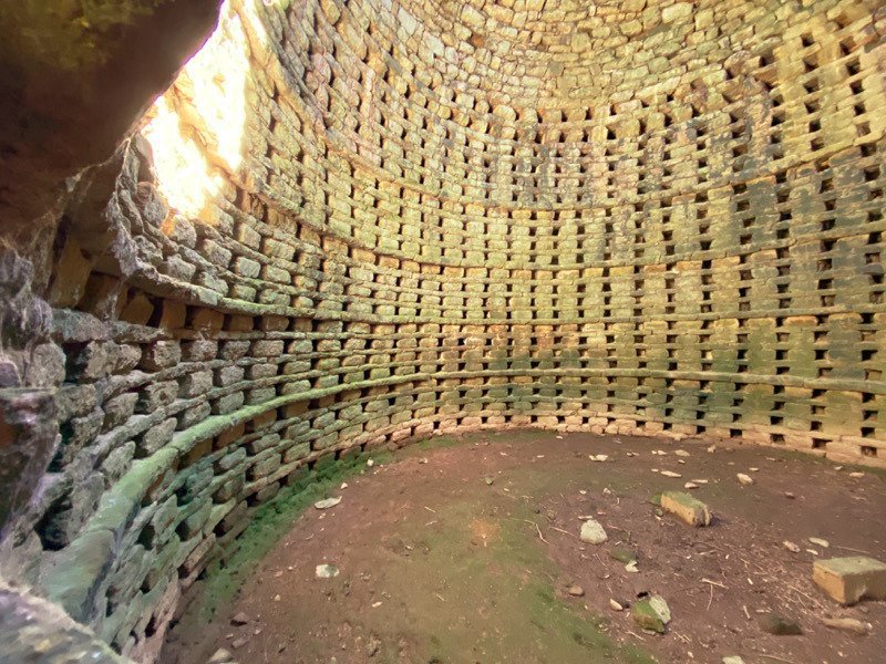 Photo 9 of the listing.