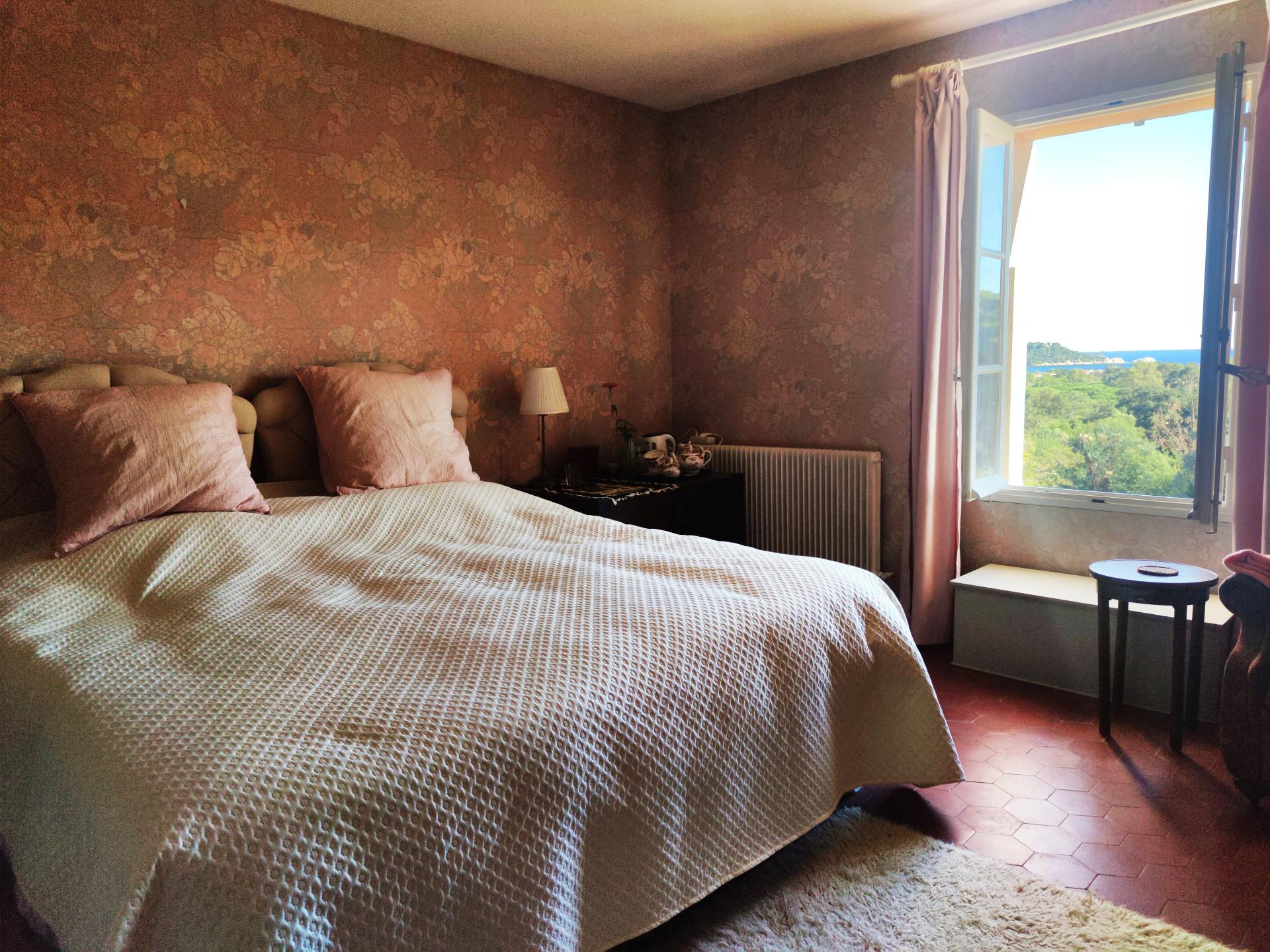 Photo 19 of the listing.