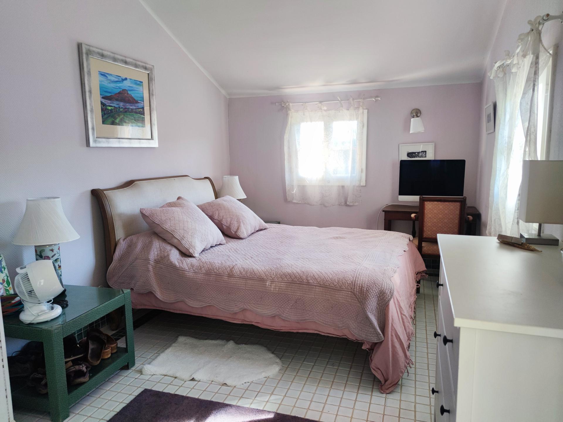 Photo 15 of the listing.