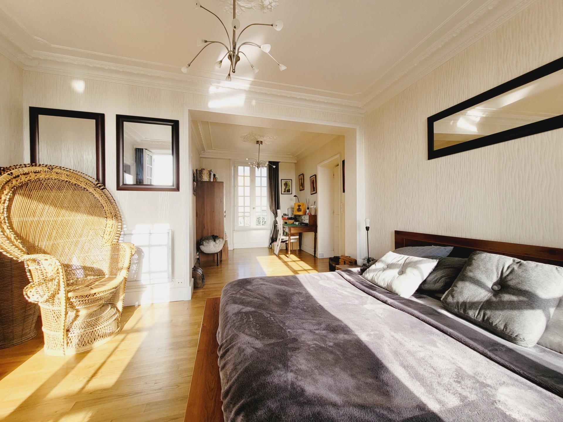 Photo 8 of the listing.