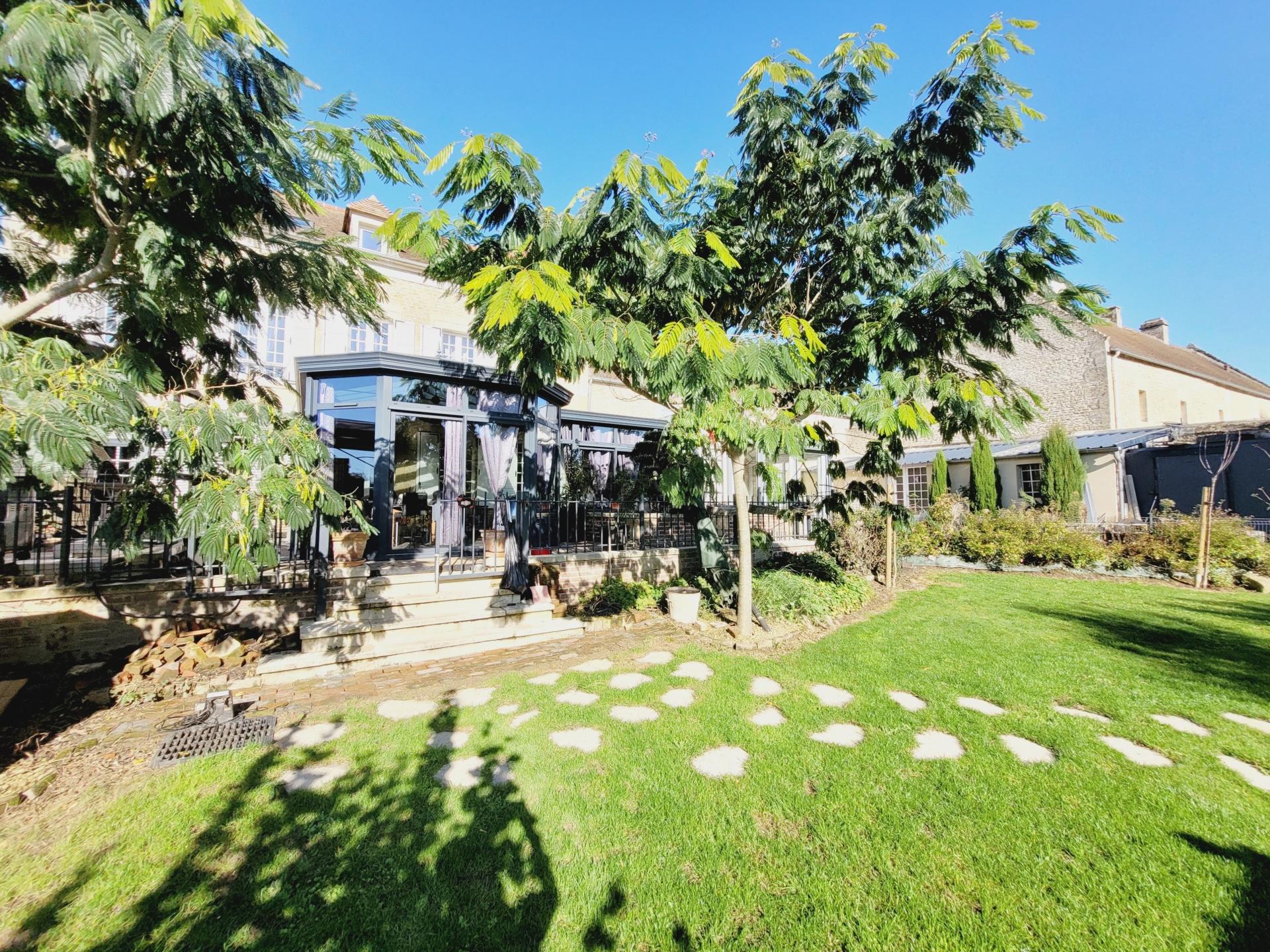 Photo 19 of the listing.