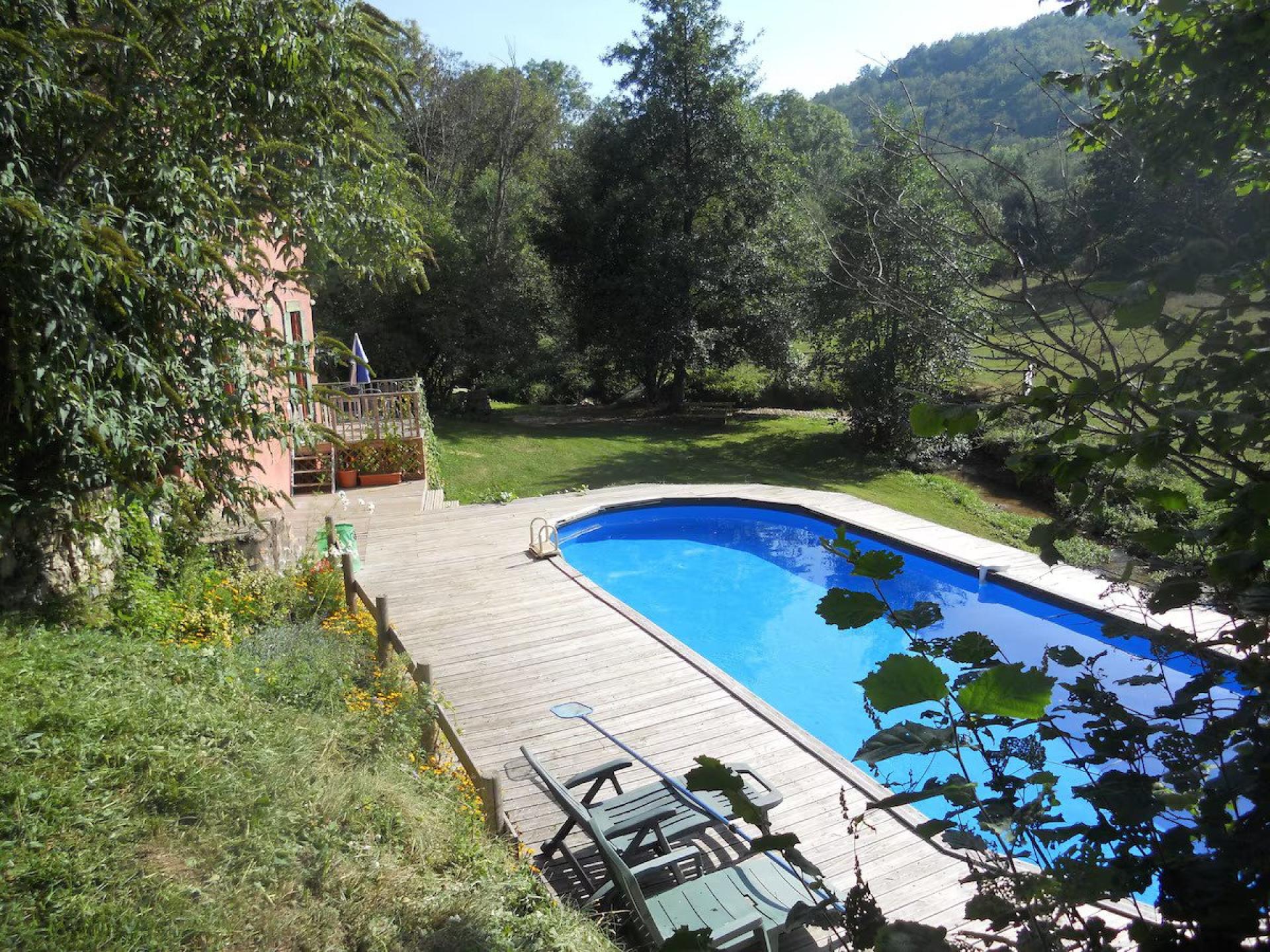 Photo 21 of the listing.