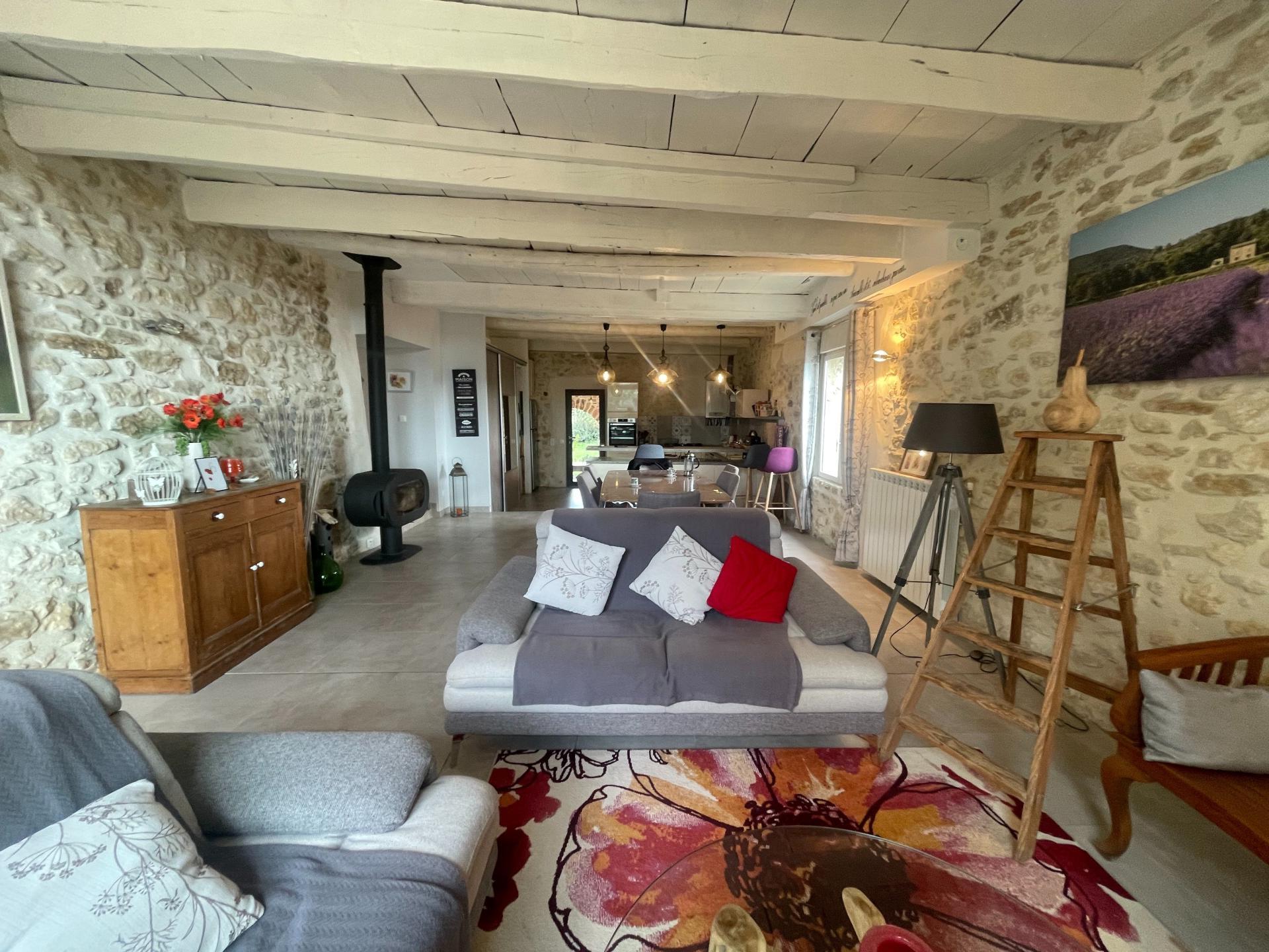 Photo 14 of the listing.