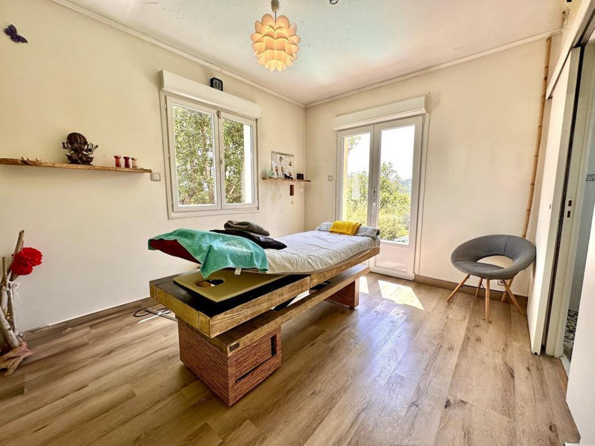 Photo 19 de l'annonce.