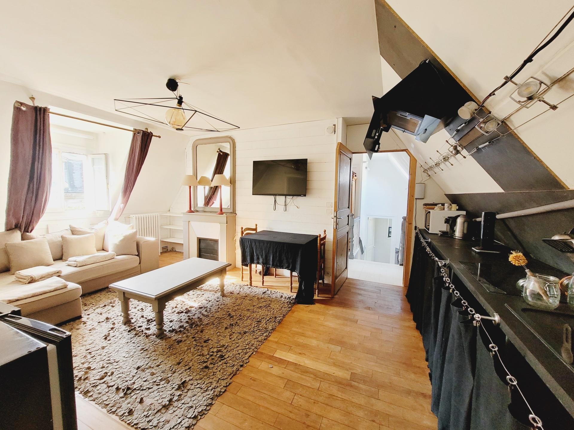 Photo 13 of the listing.