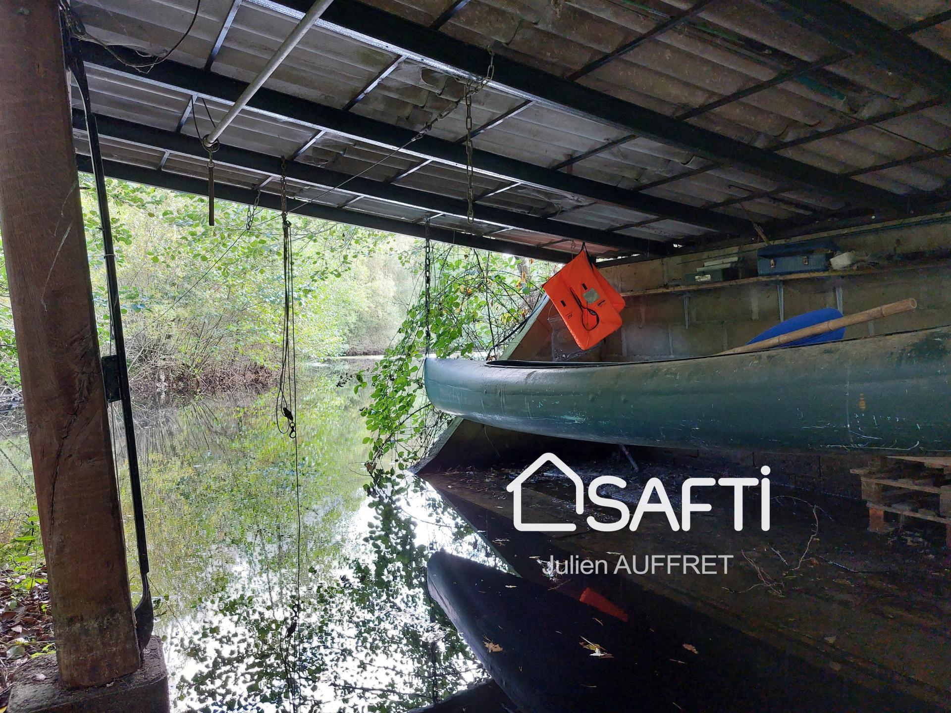 Photo 17 of the listing.