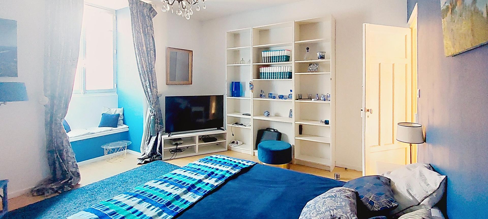 Photo 15 of the listing.