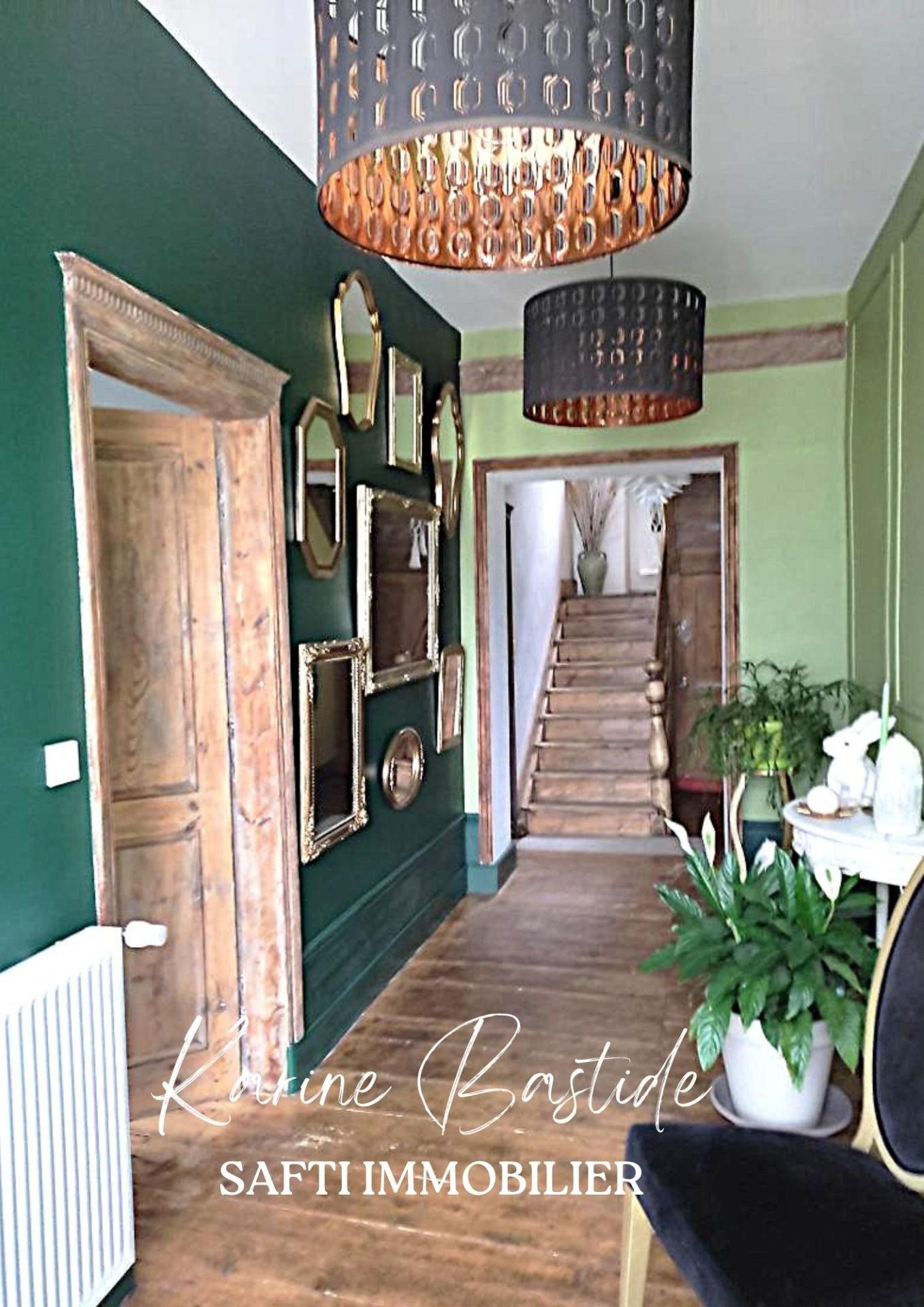 Photo 8 of the listing.