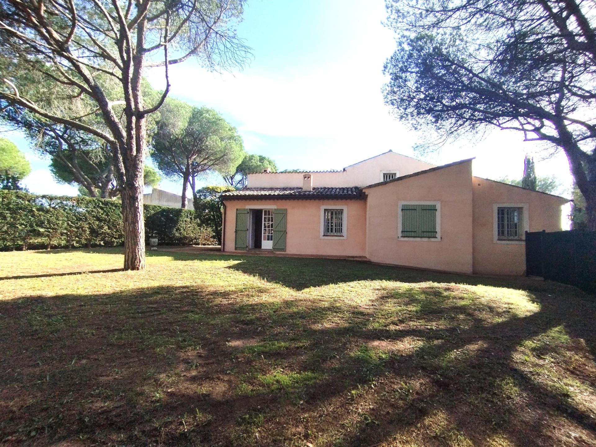 Photo 10 of the listing.