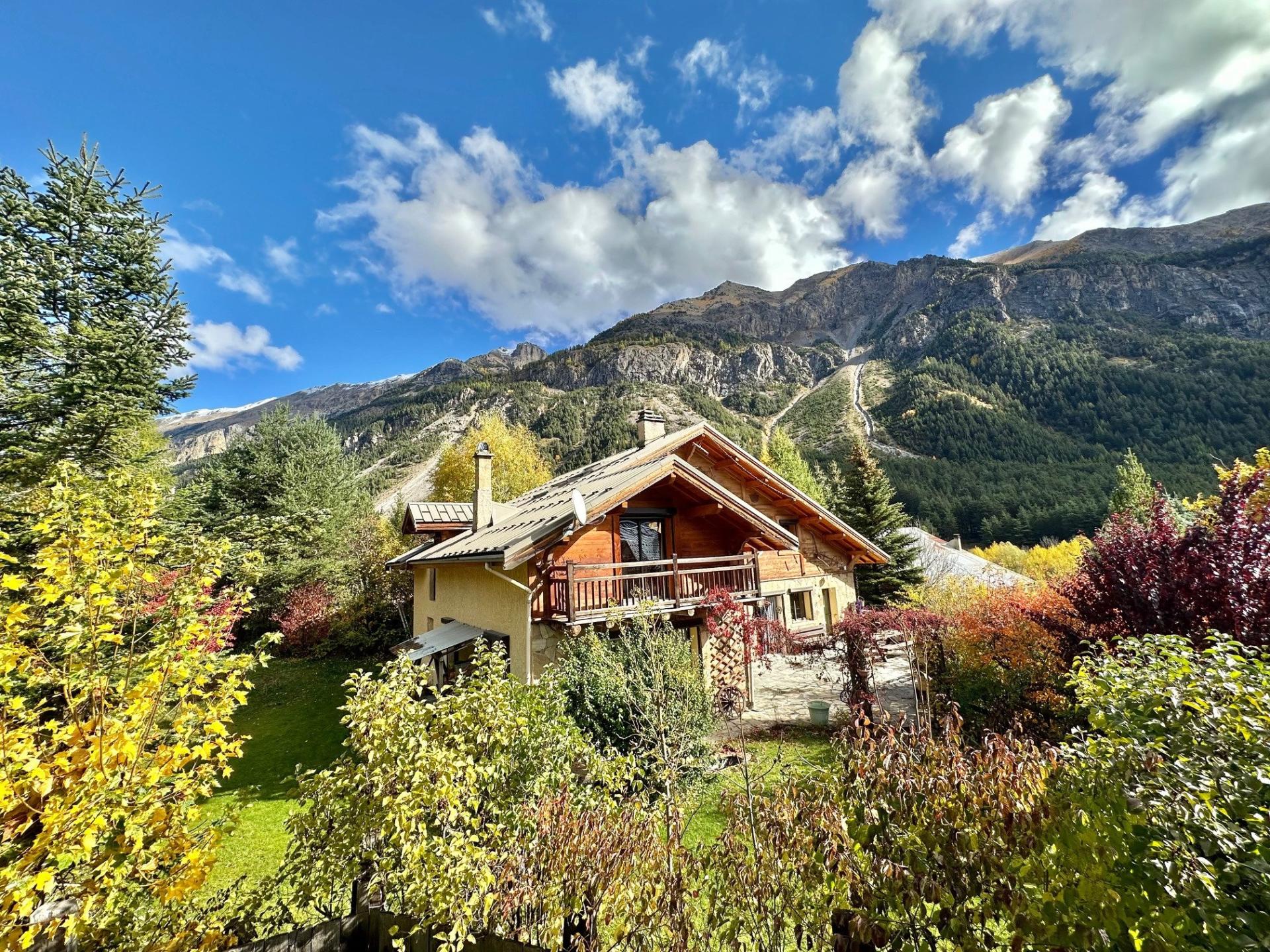 Photo 9 of the listing.