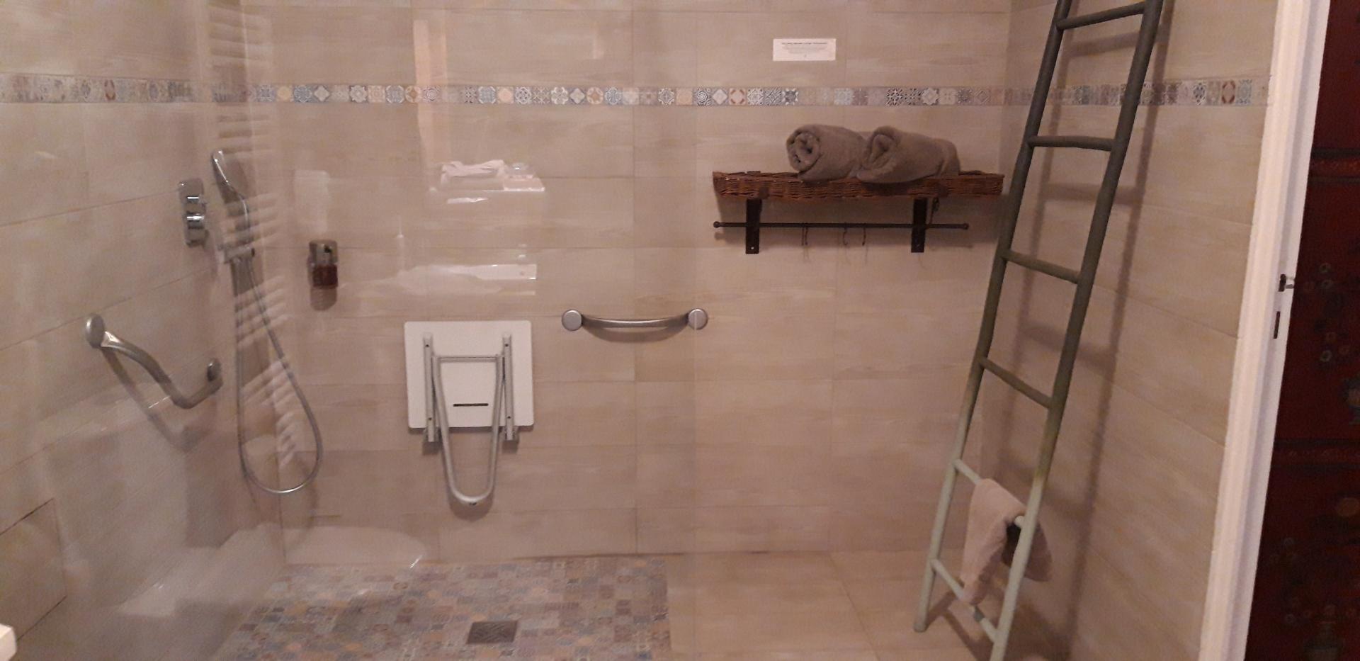 Photo 38 de l'annonce.