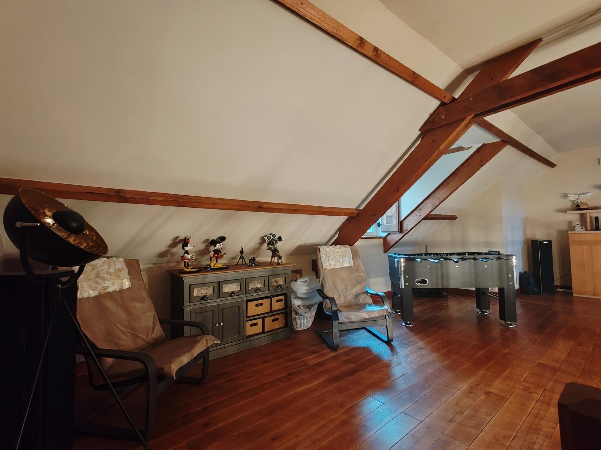 Photo 18 of the listing.