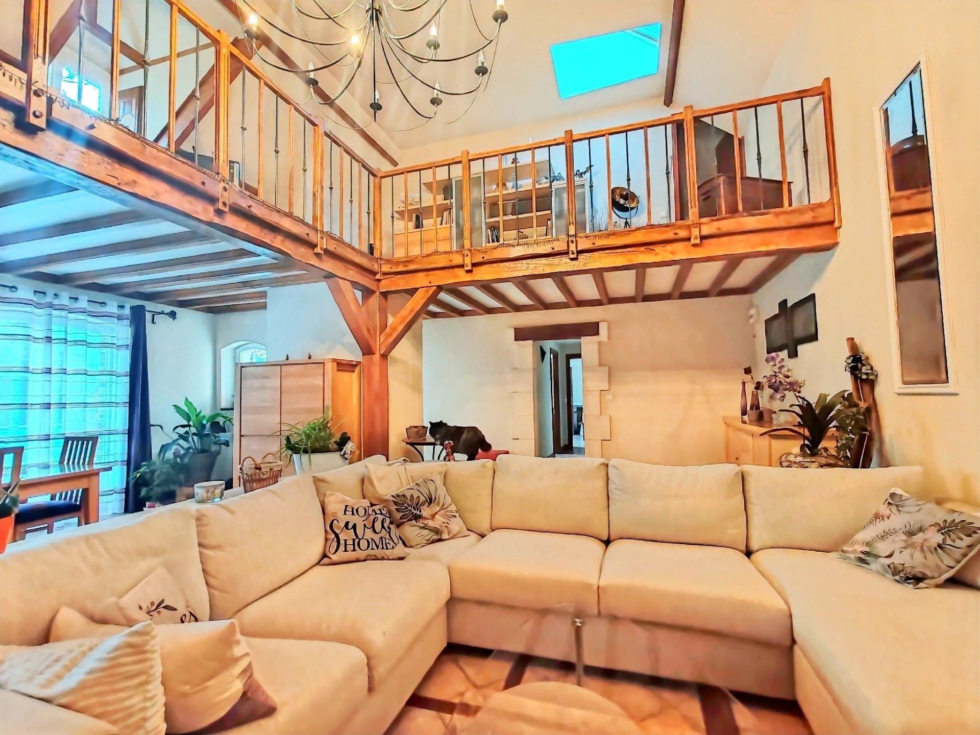 Photo 9 of the listing.