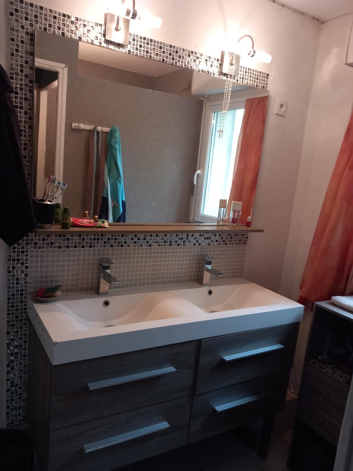 Photo 17 of the listing.