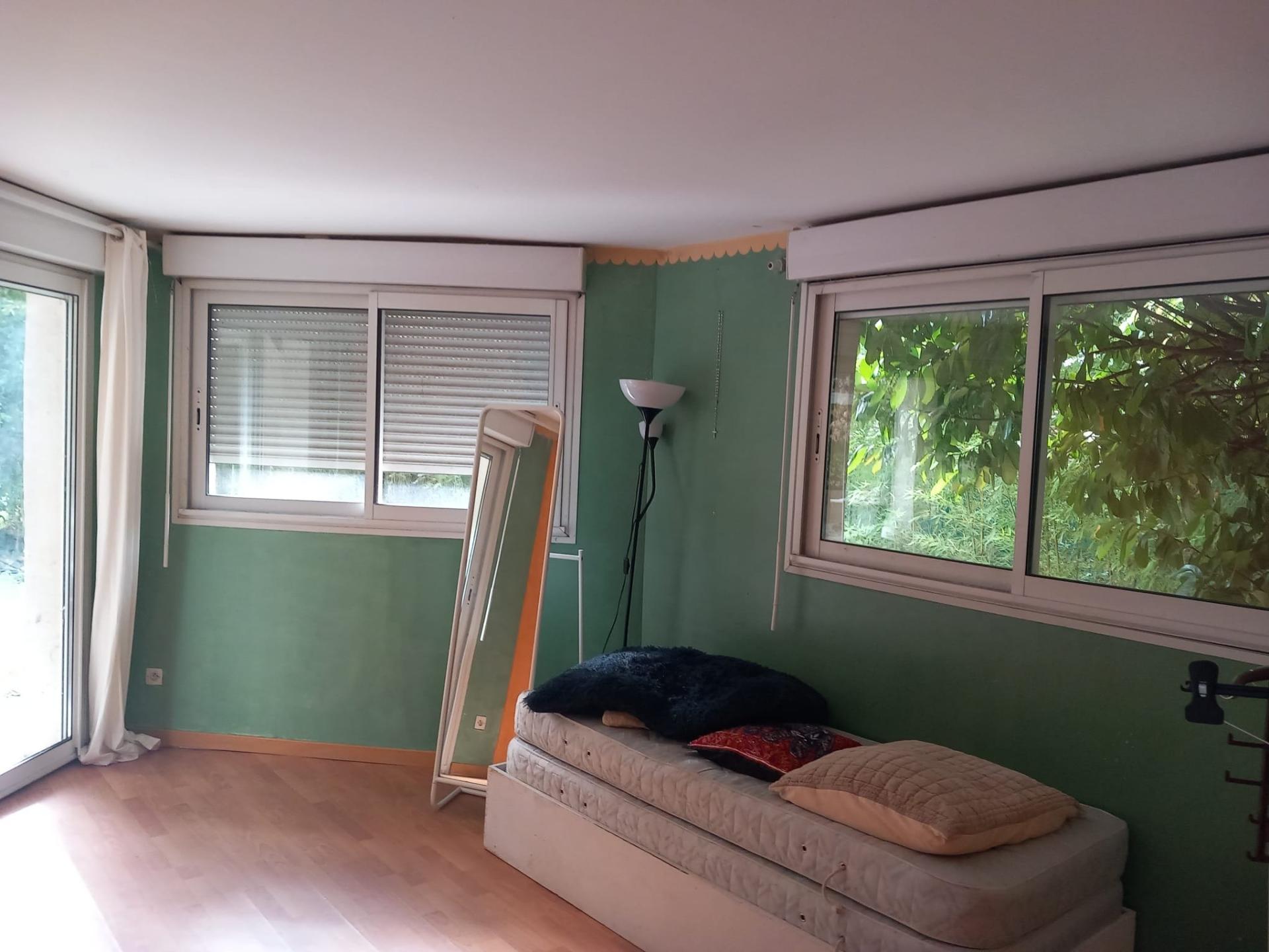 Photo 19 of the listing.