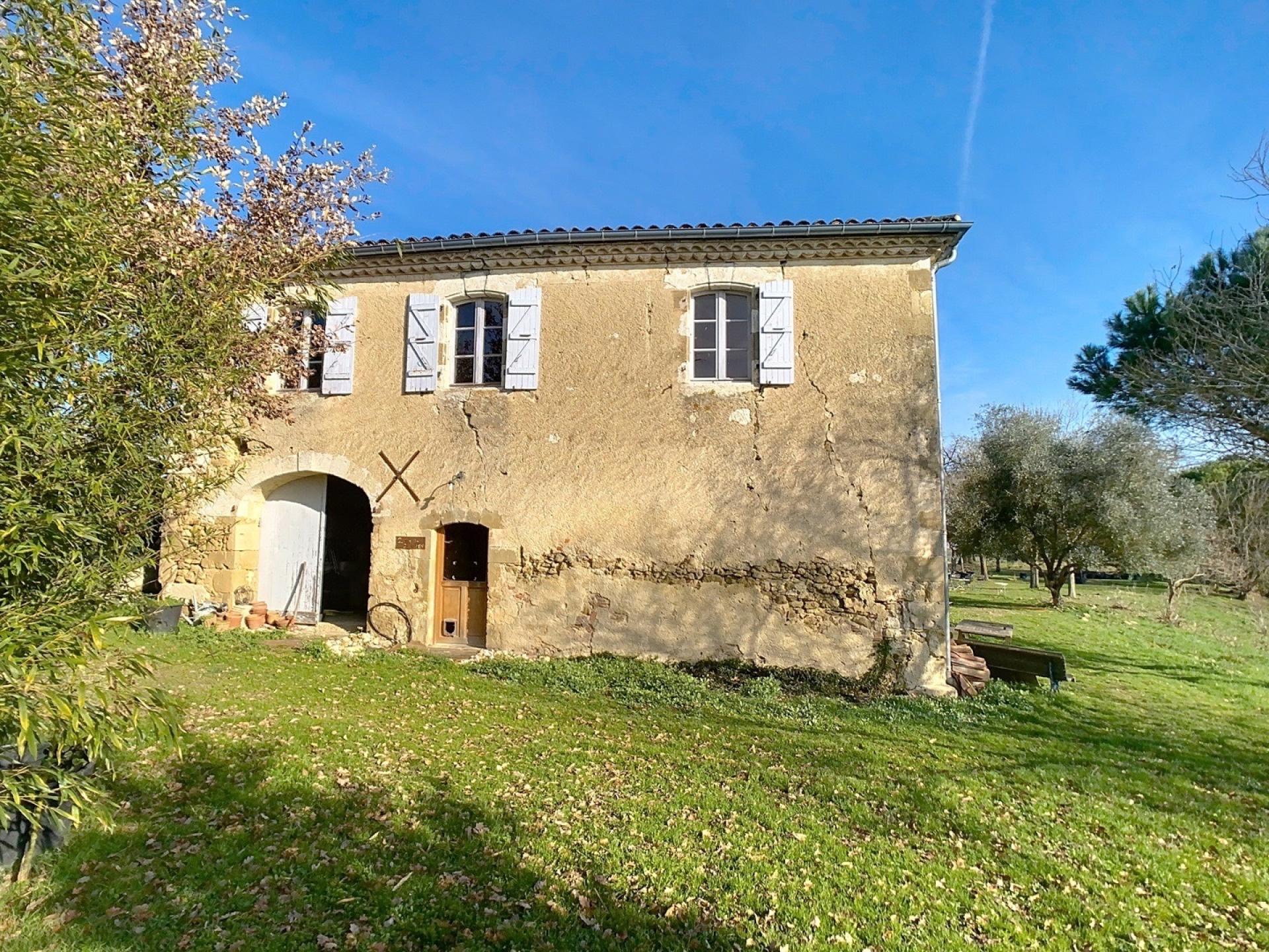 Photo 16 of the listing.