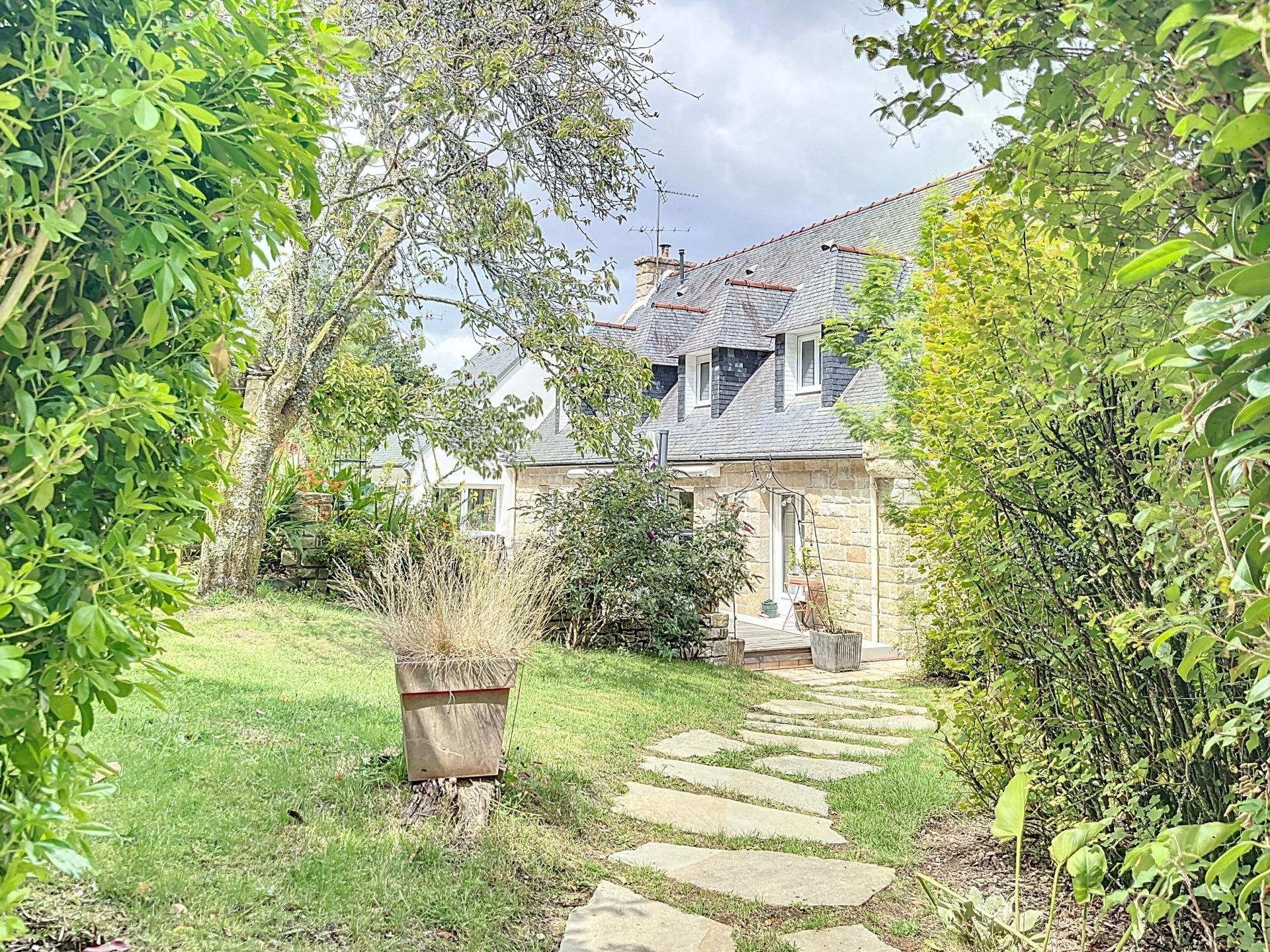 Photo 3 of the listing.