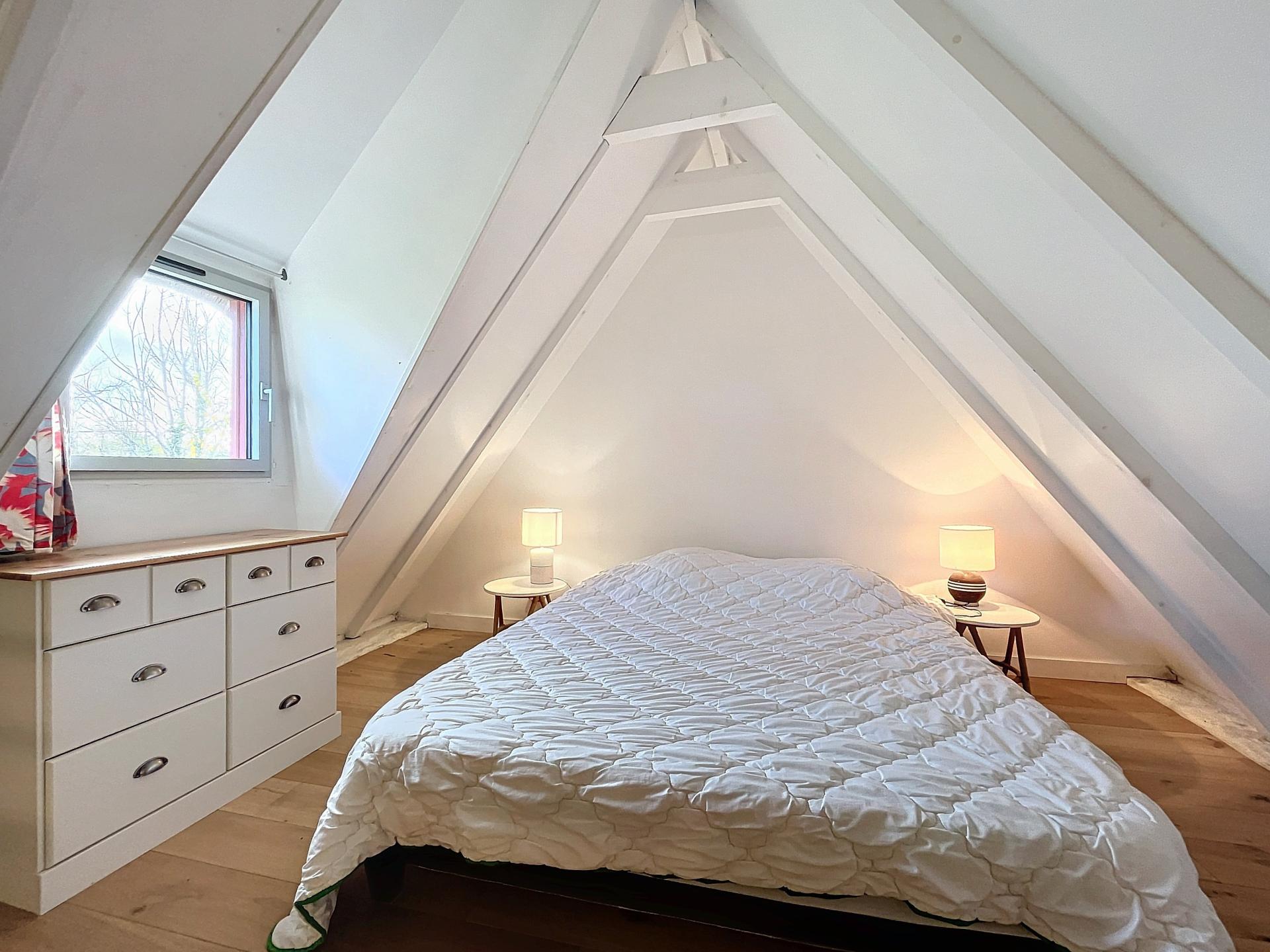 Photo 25 of the listing.