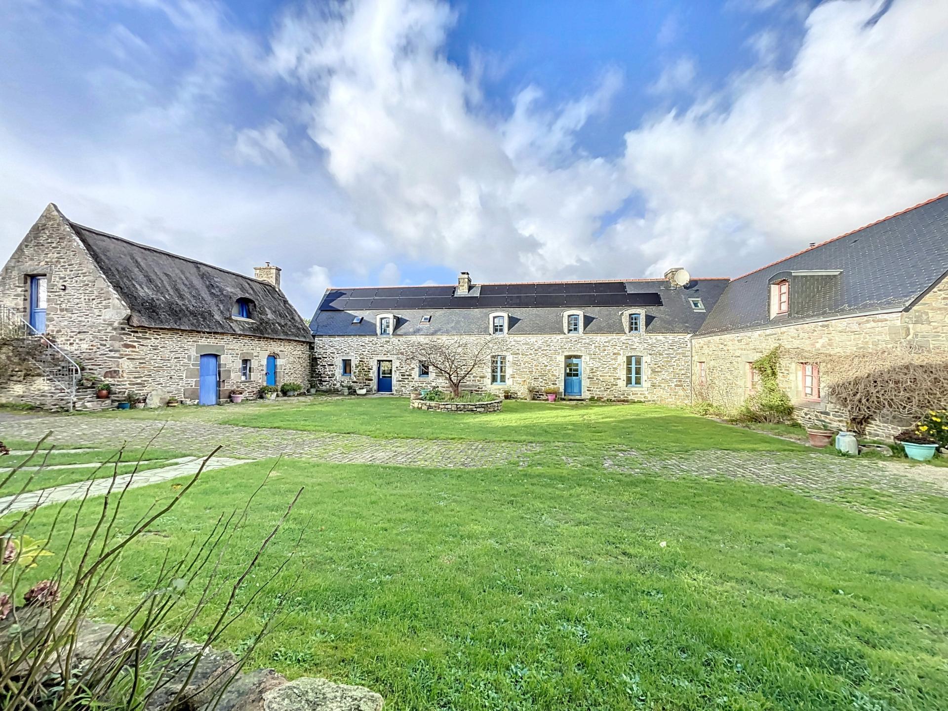 Photo 2 of the listing.