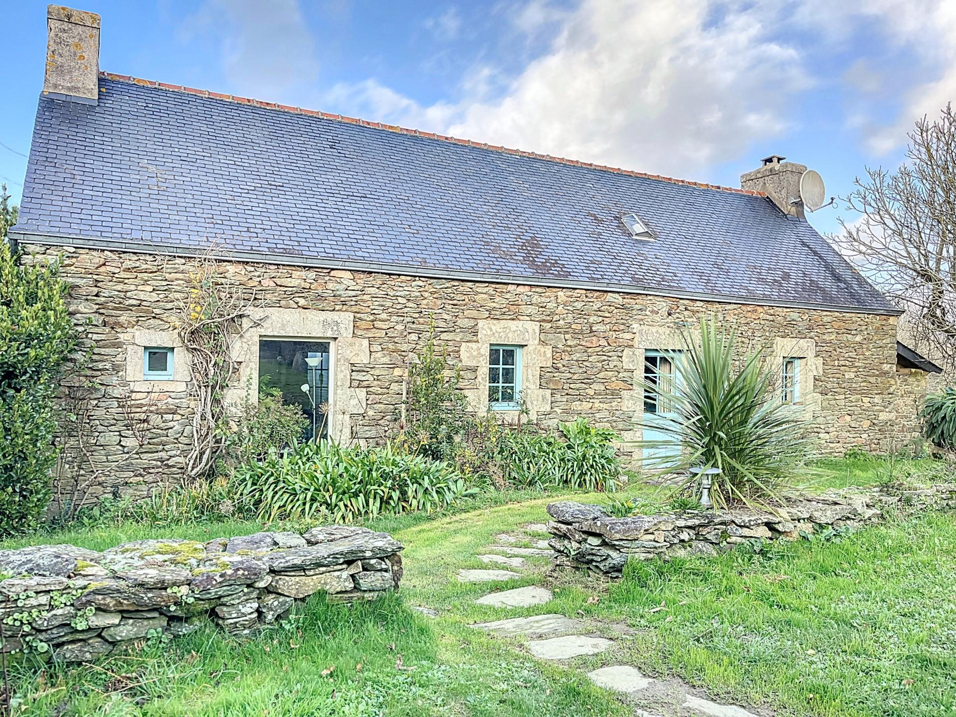 Photo 10 of the listing.