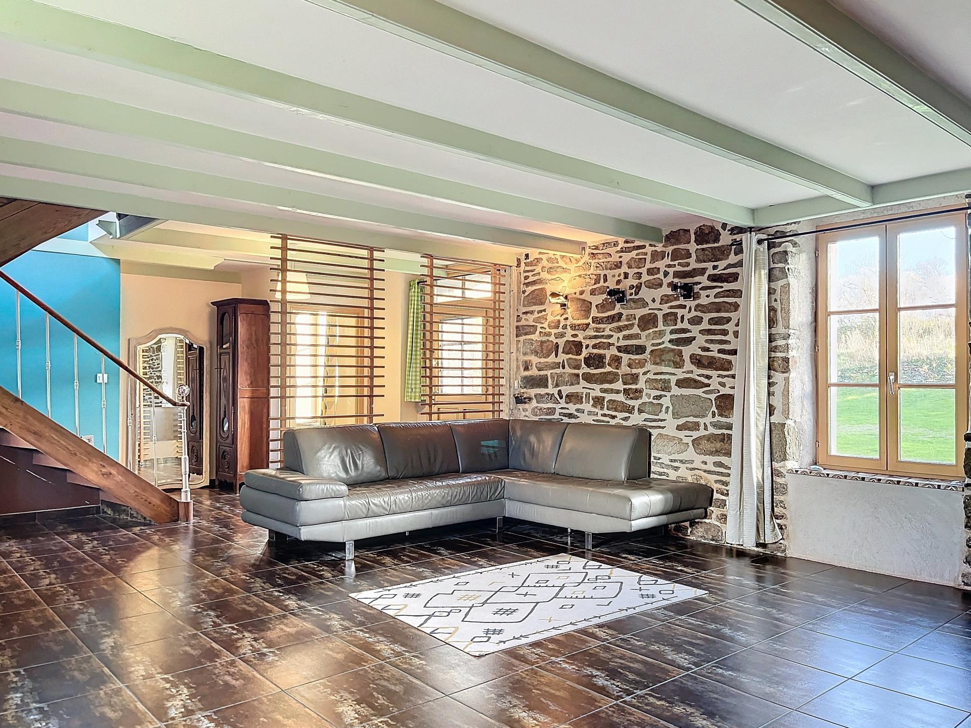 Photo 13 of the listing.