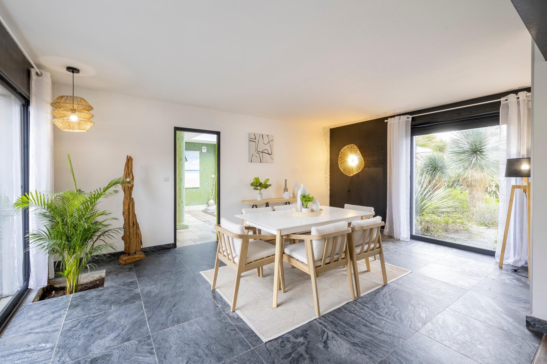 Photo 6 of the listing.