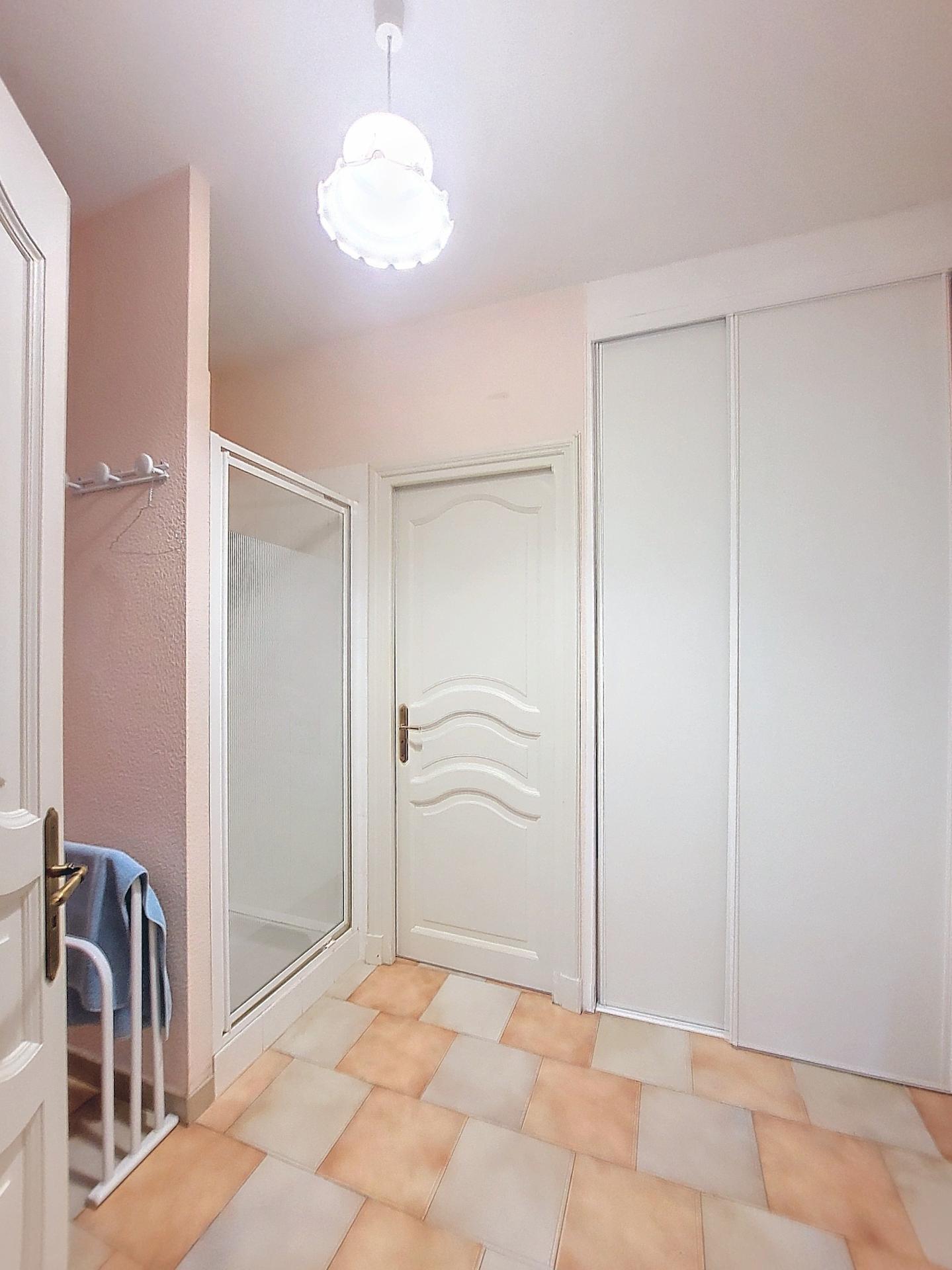 Photo 25 of the listing.