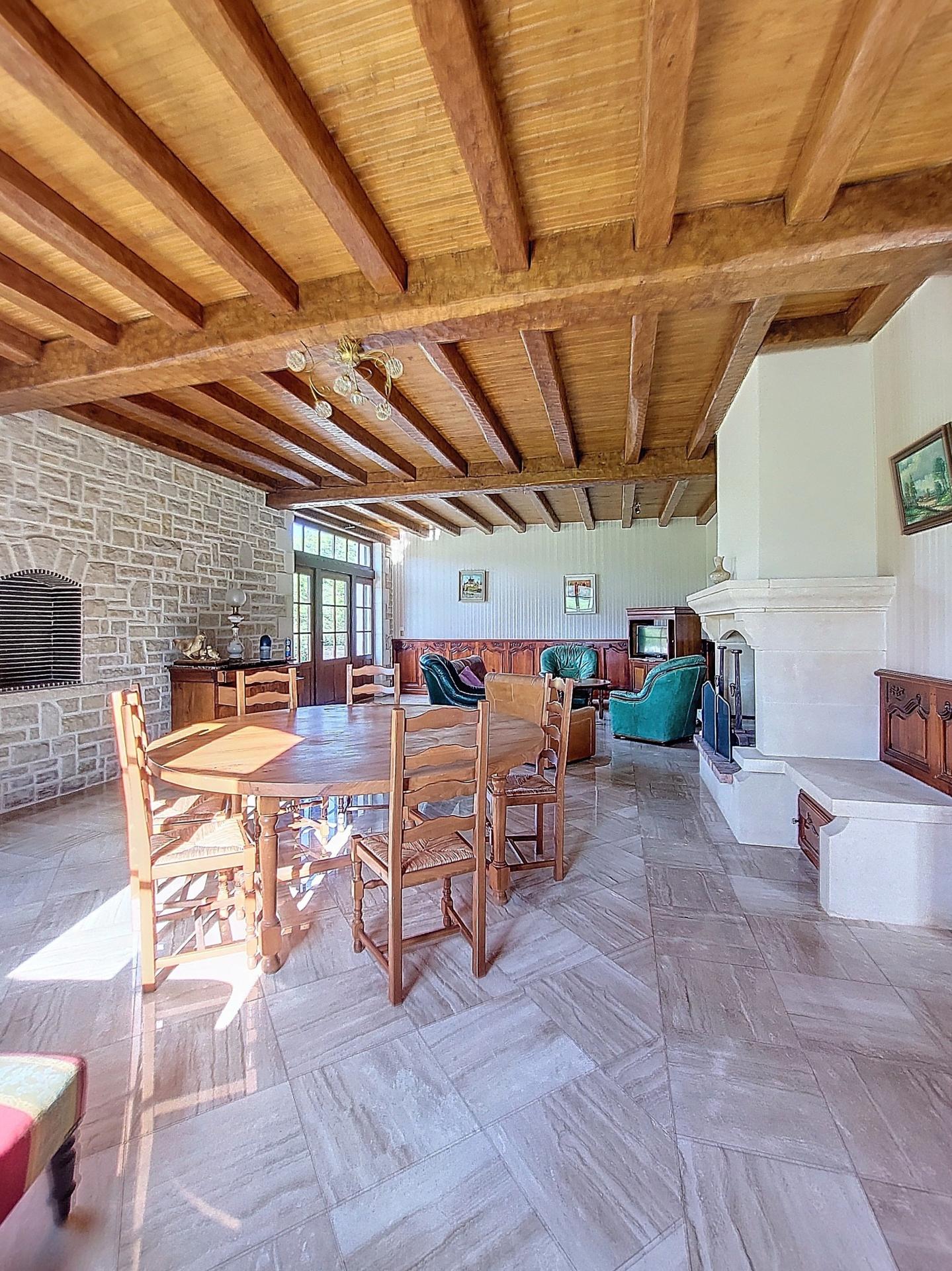 Photo 17 of the listing.