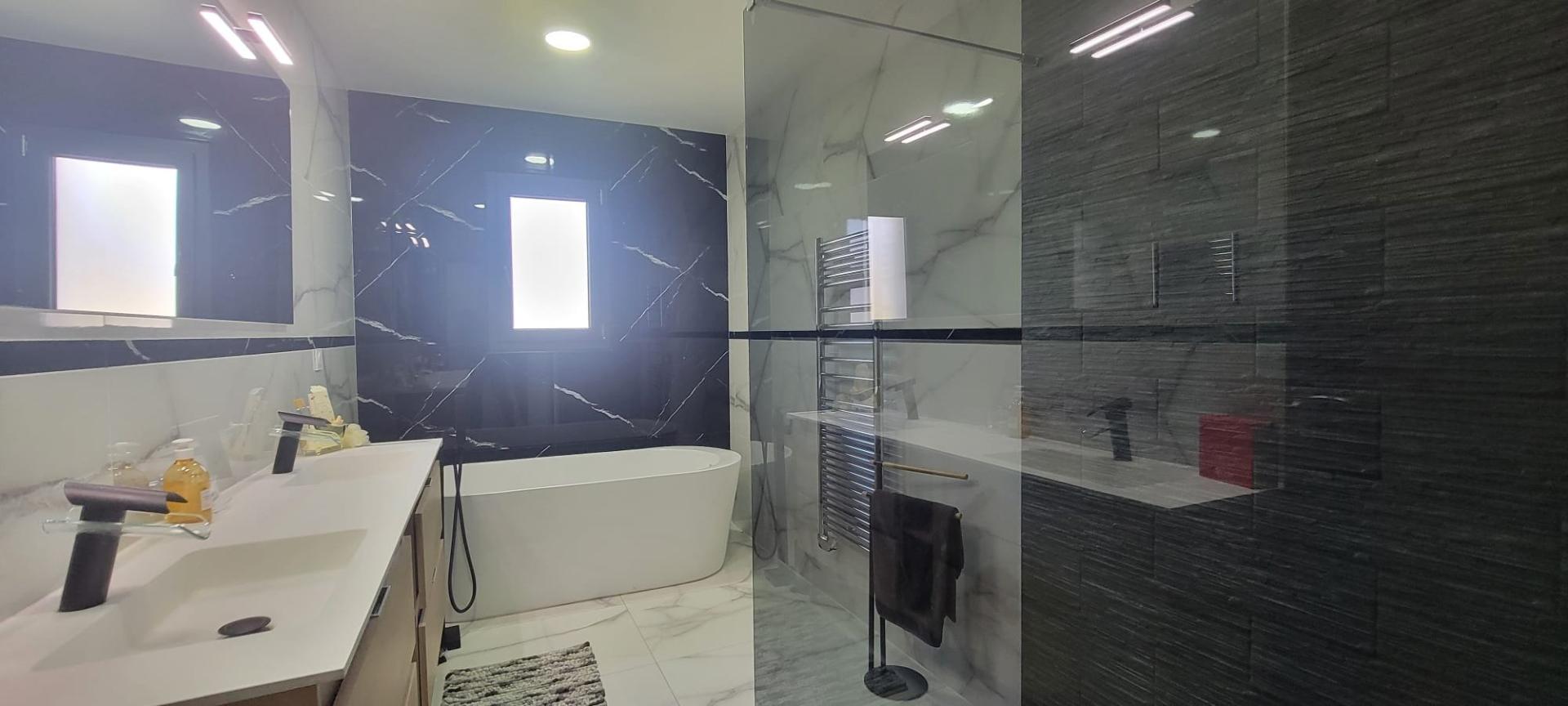 Photo 15 de l'annonce.