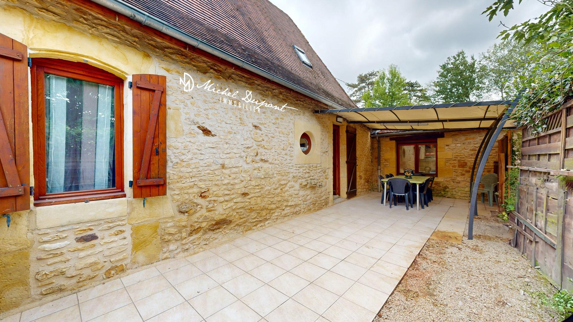 Photo 15 of the listing.