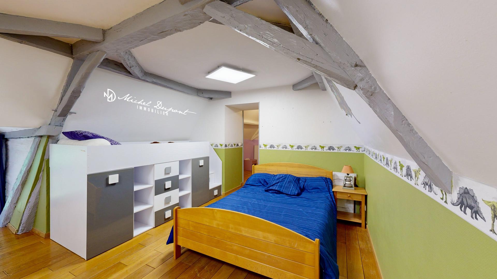 Photo 17 of the listing.