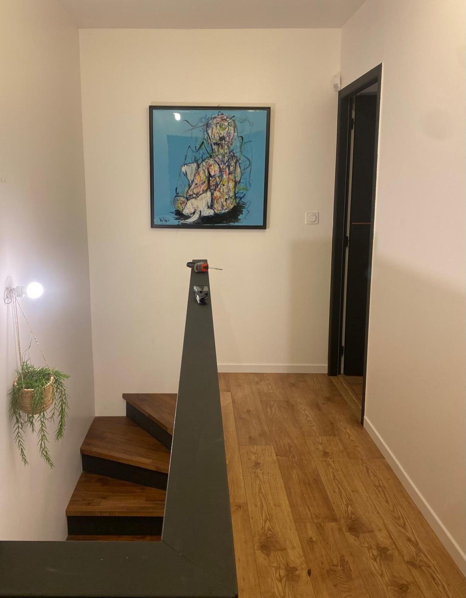 Photo 2 of the listing.