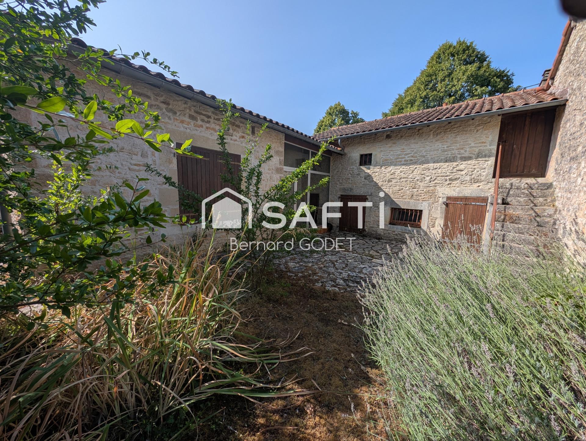 Maison de village rénovée, second bien à renover