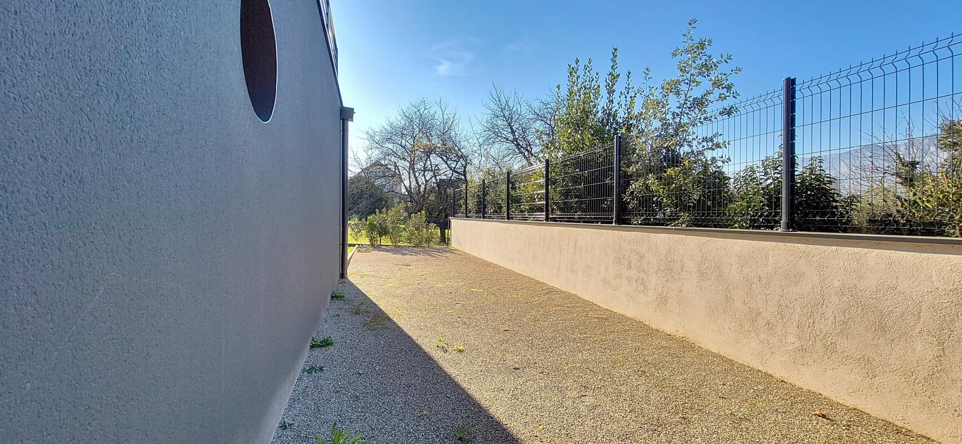 Photo 19 de l'annonce.