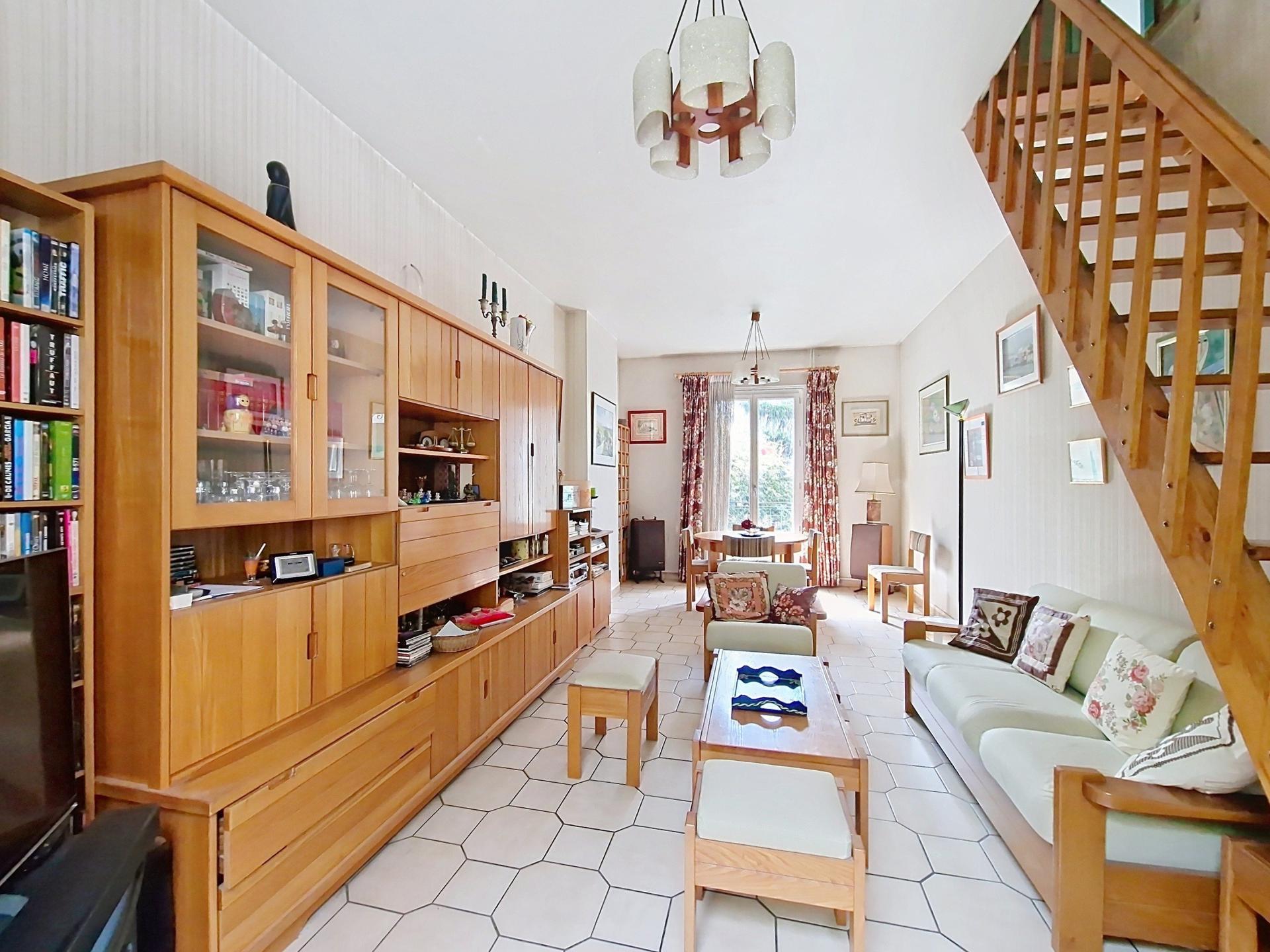 Photo SAFTI — Appartement 4 pièces, 80 m² à Courbevoie 3