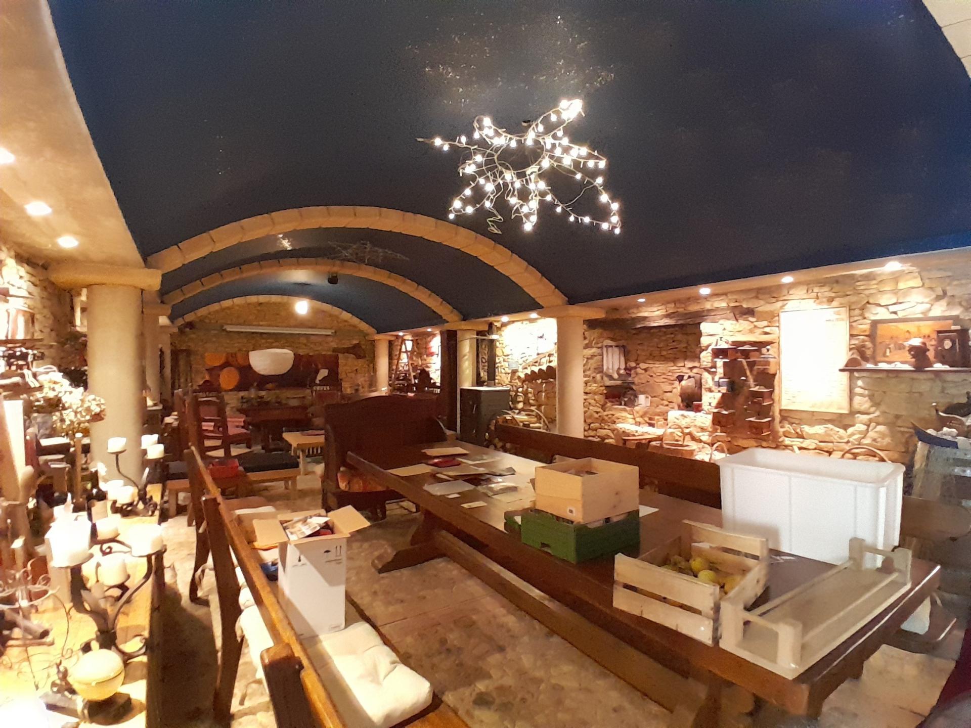 Photo 11 of the listing.