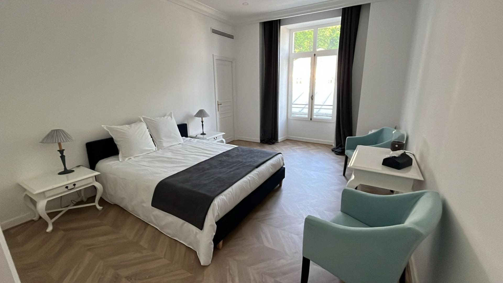 Photo 10 of the listing.